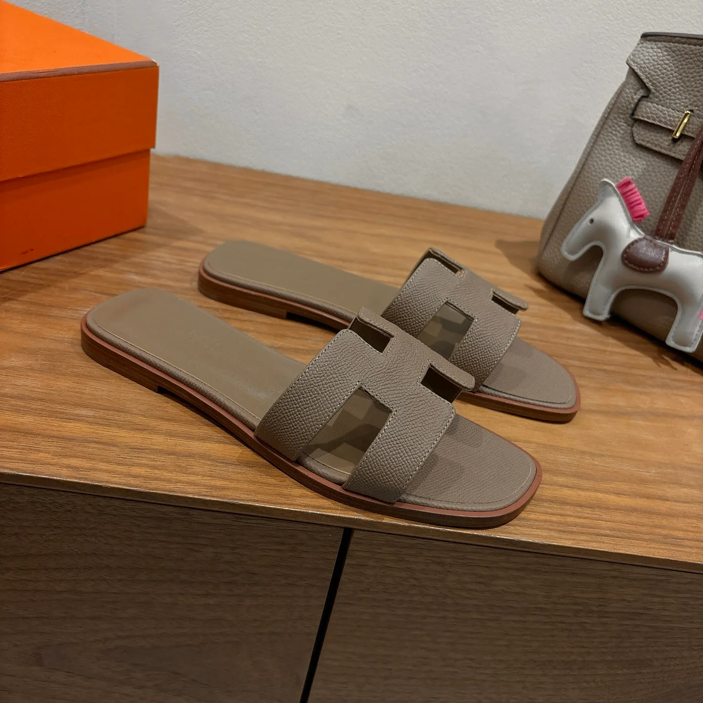 Шлепанцы Женские Hermes 873869