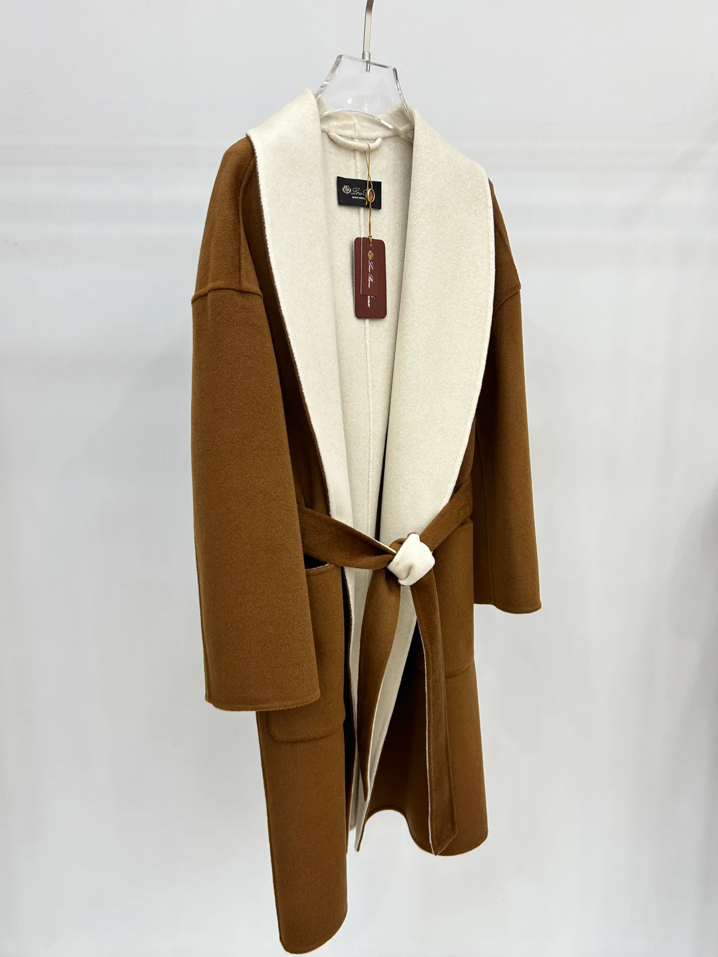 Пальто Женские Loro Piana 18399769