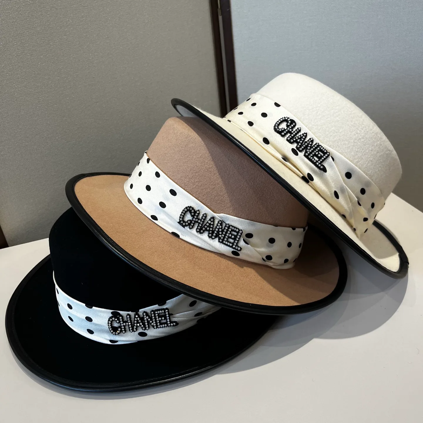 Головные Уборы Chanel 1813456