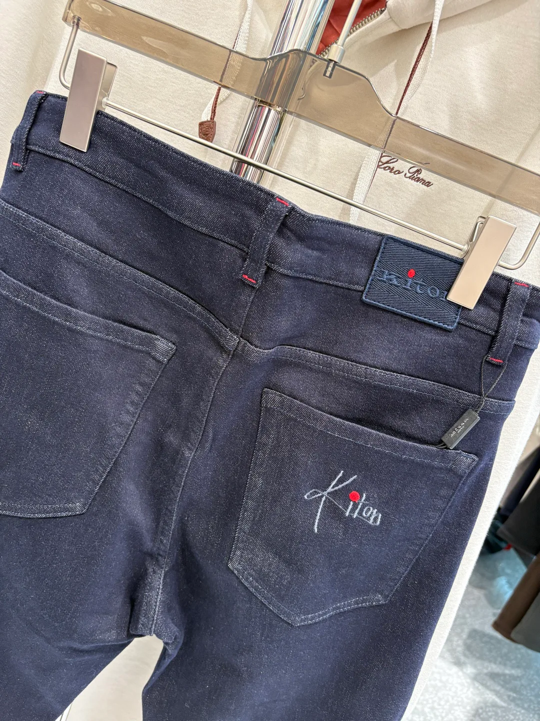 Джинсы Женские Kiton 1639323