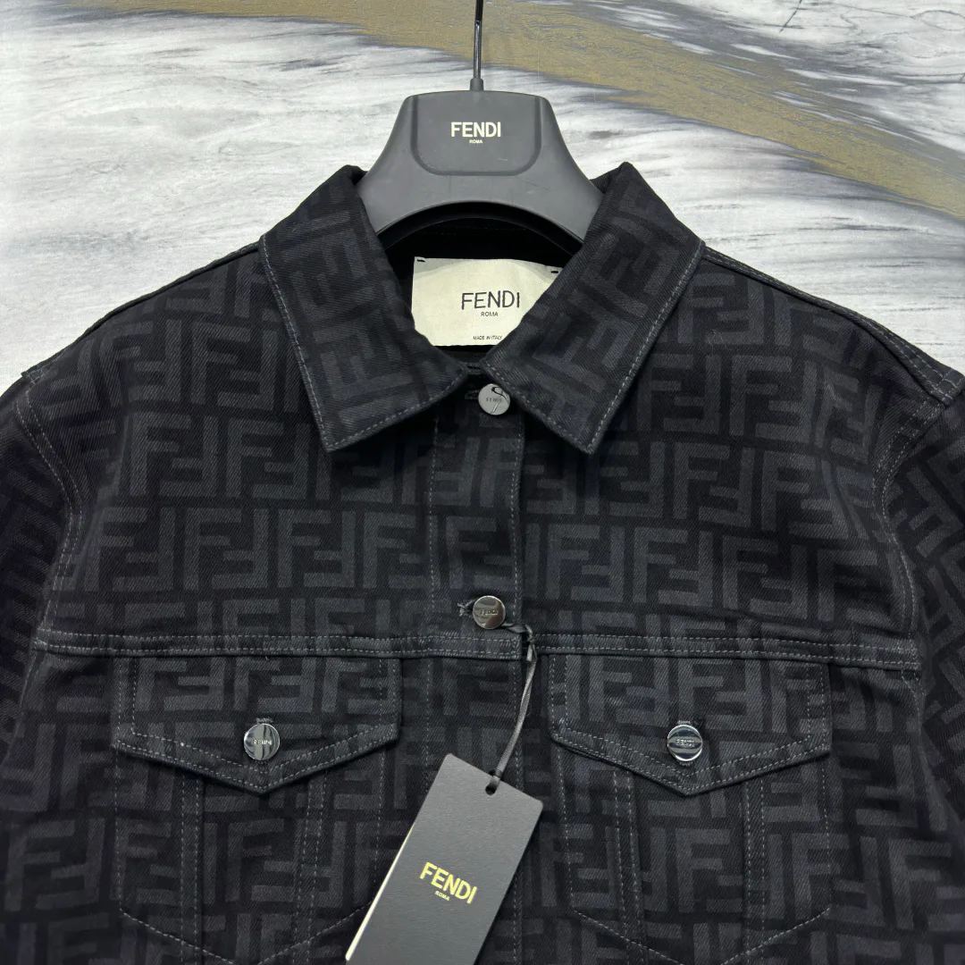 Куртки И Пуховики Мужские Fendi 390063