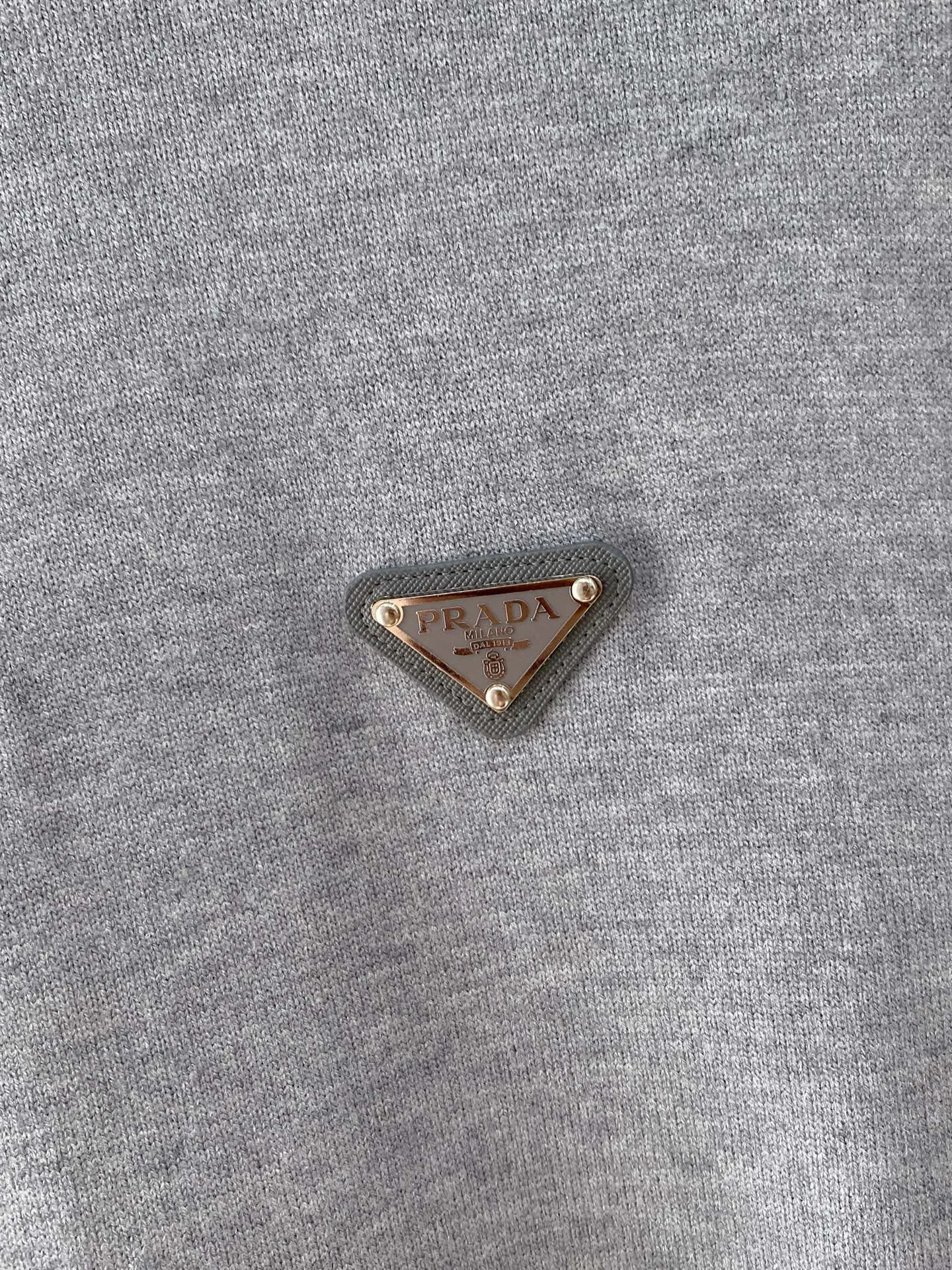Джемперы И Свитеры Мужские Prada 18596371