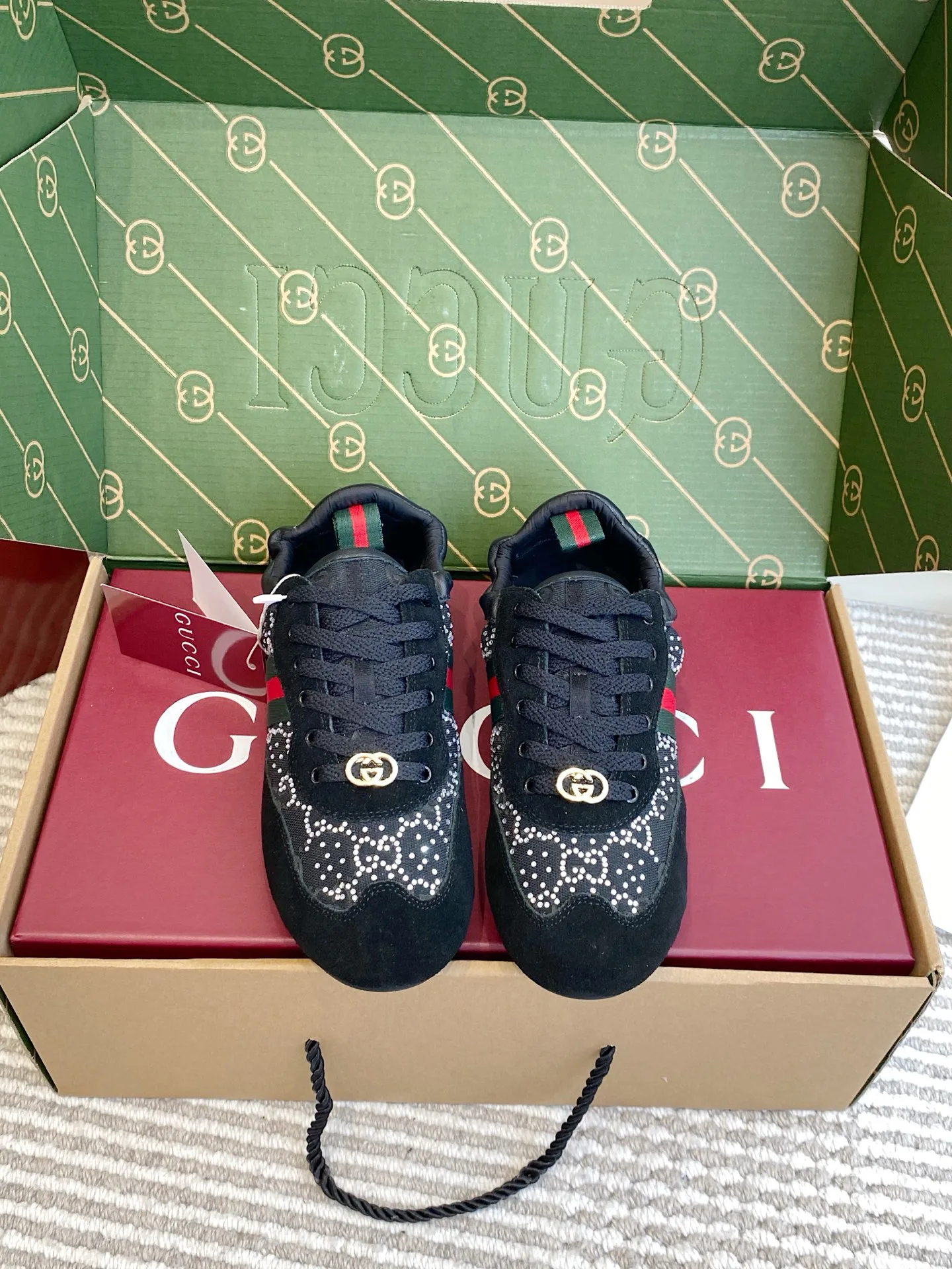 Кроссовки Женские Gucci 738973