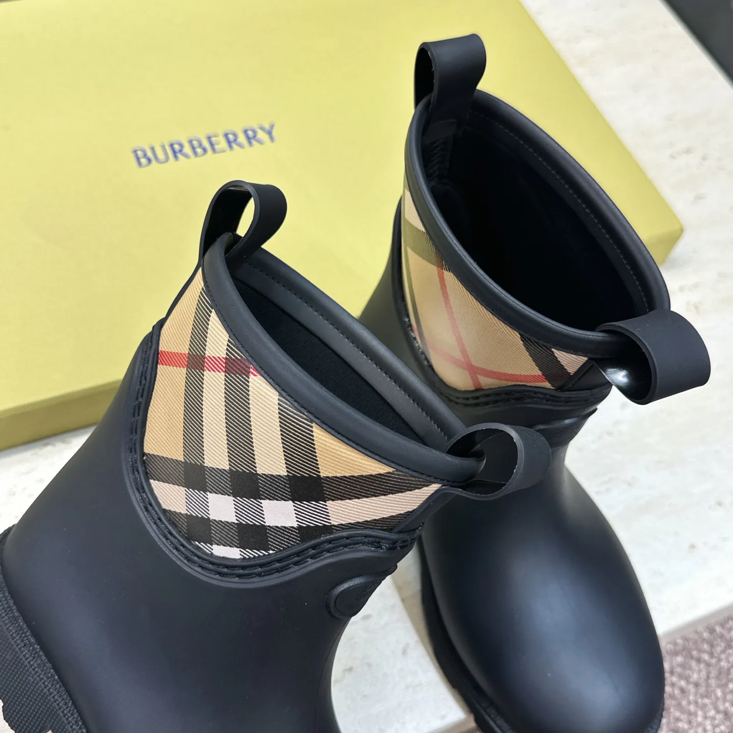 Сапоги Женские Burberry 18235848