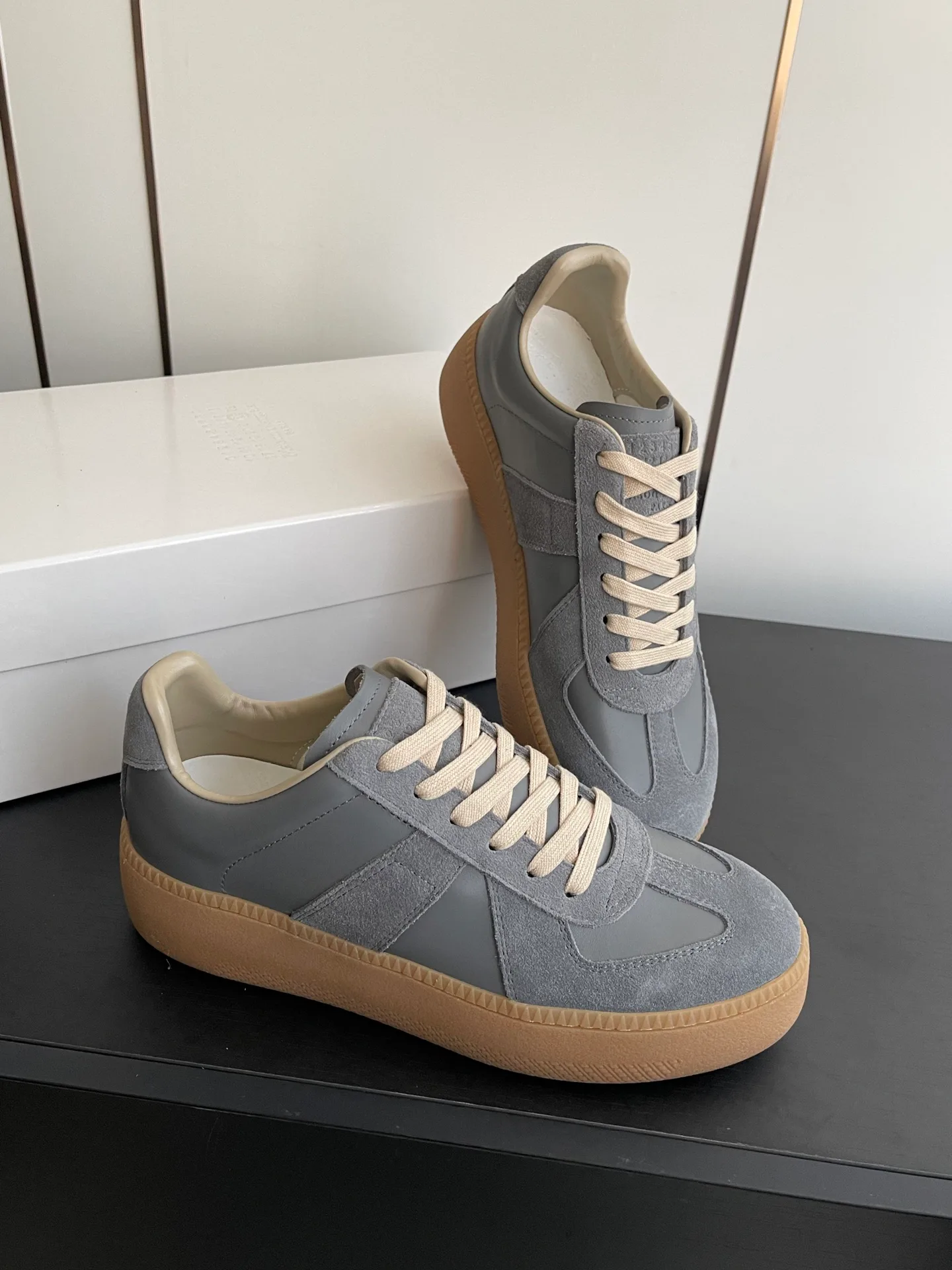 Кроссовки Женские Maison Margiela 13194077