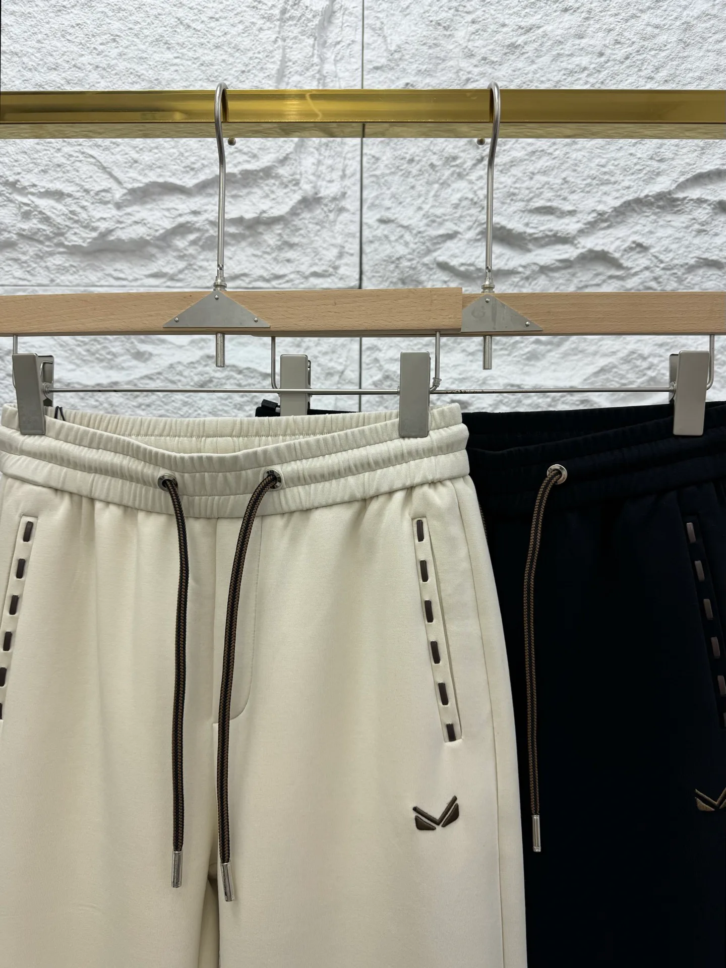 Брюки Женские Fendi 18140727
