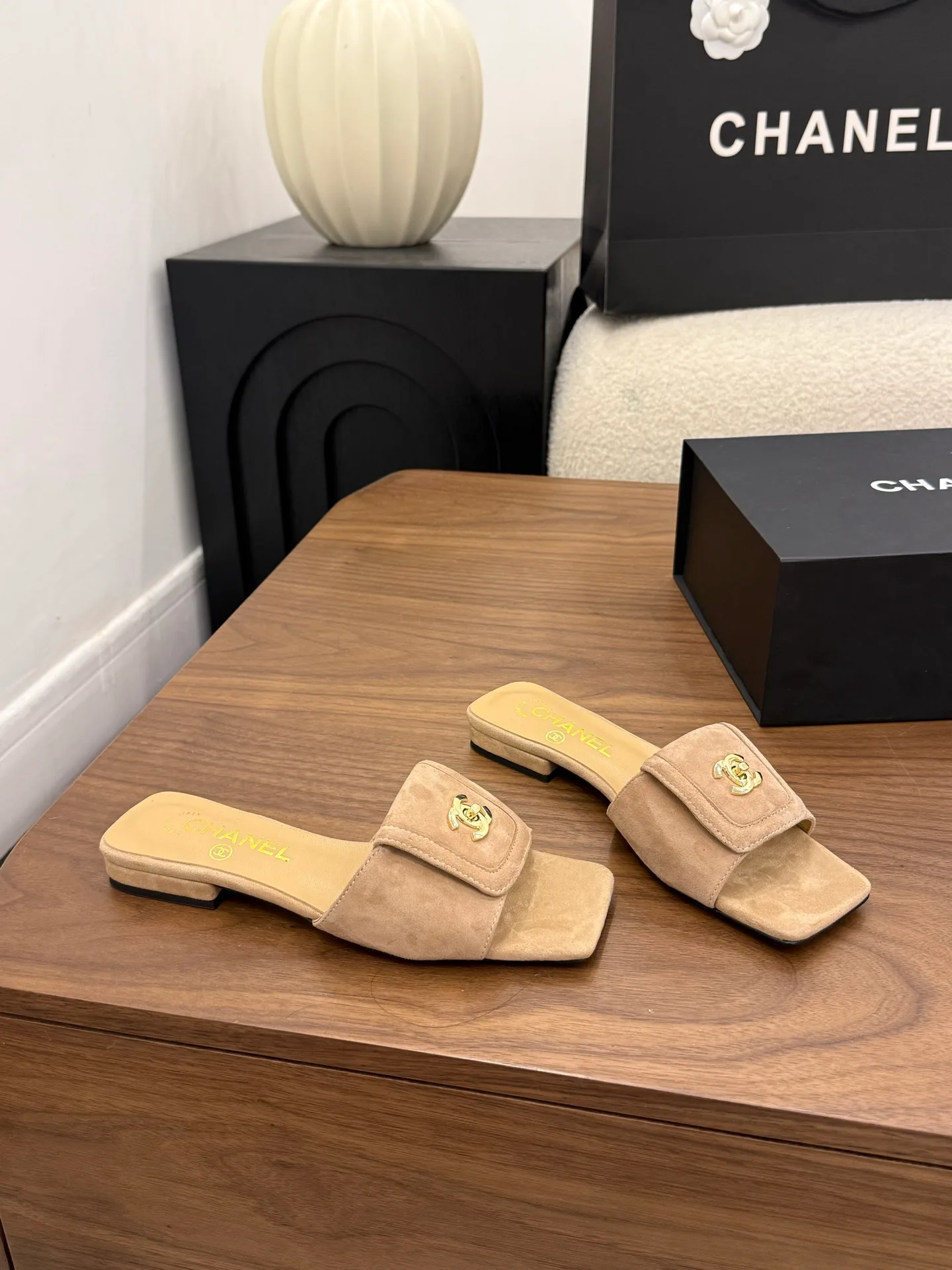 Сандалии Женские Chanel 13444884