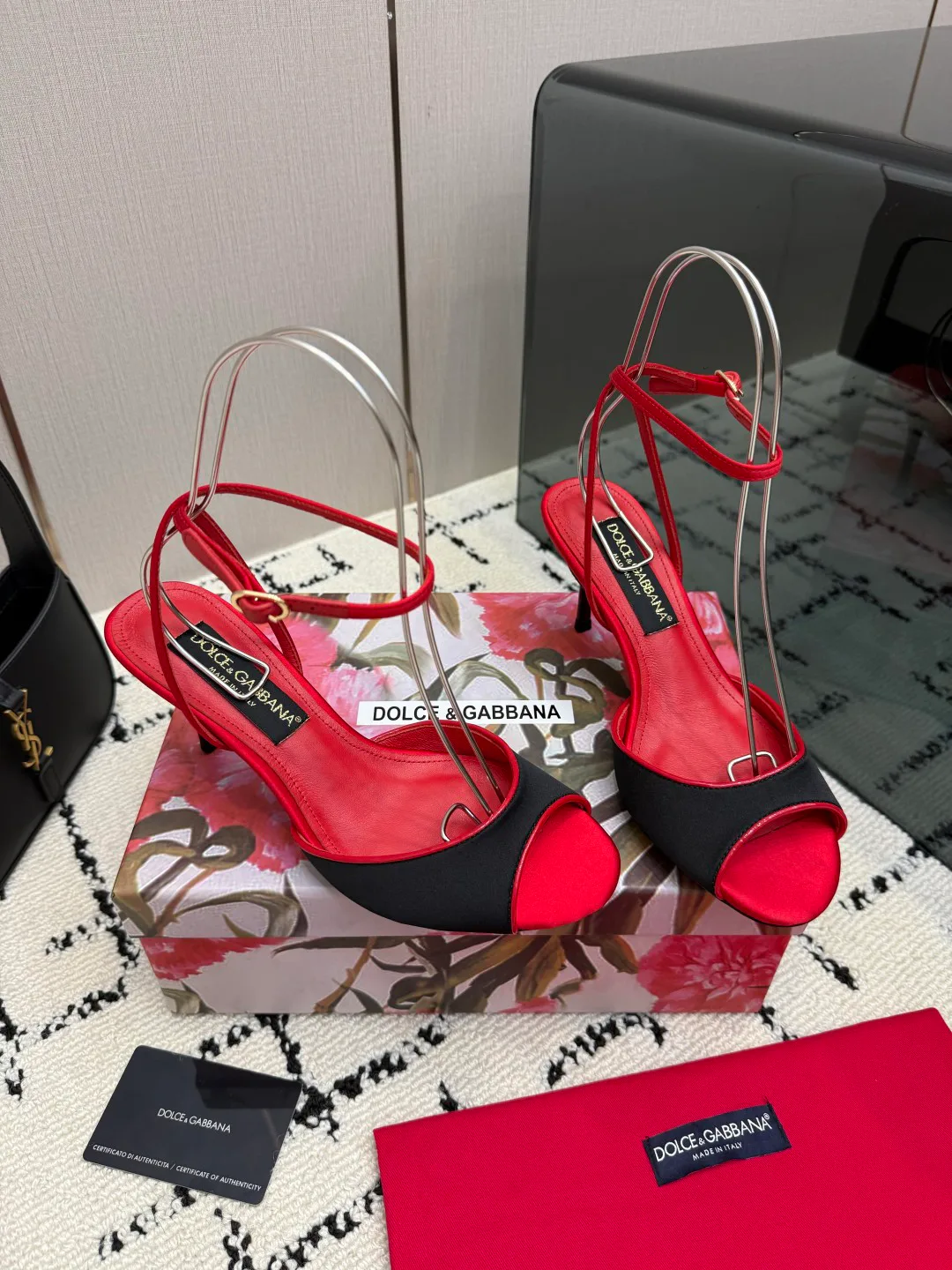 Босоножки Женские Dolce & Gabbana 18335959