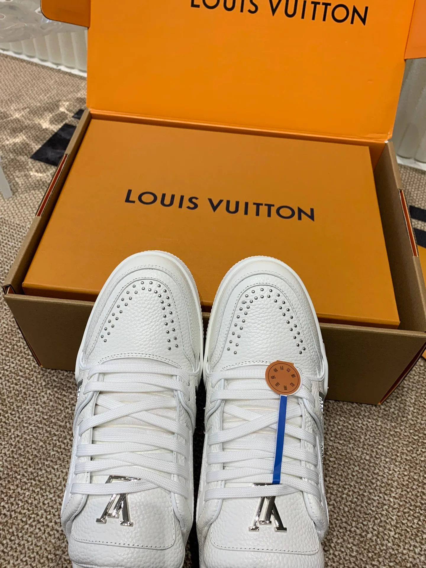 Кроссовки Женские Louis Vuitton 6152328