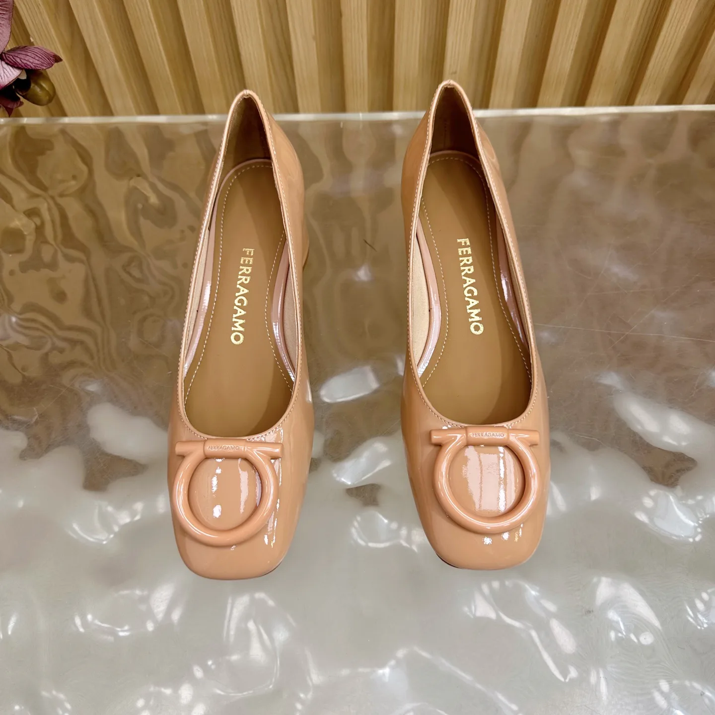 Туфли Женские Salvatore Ferragamo 113684