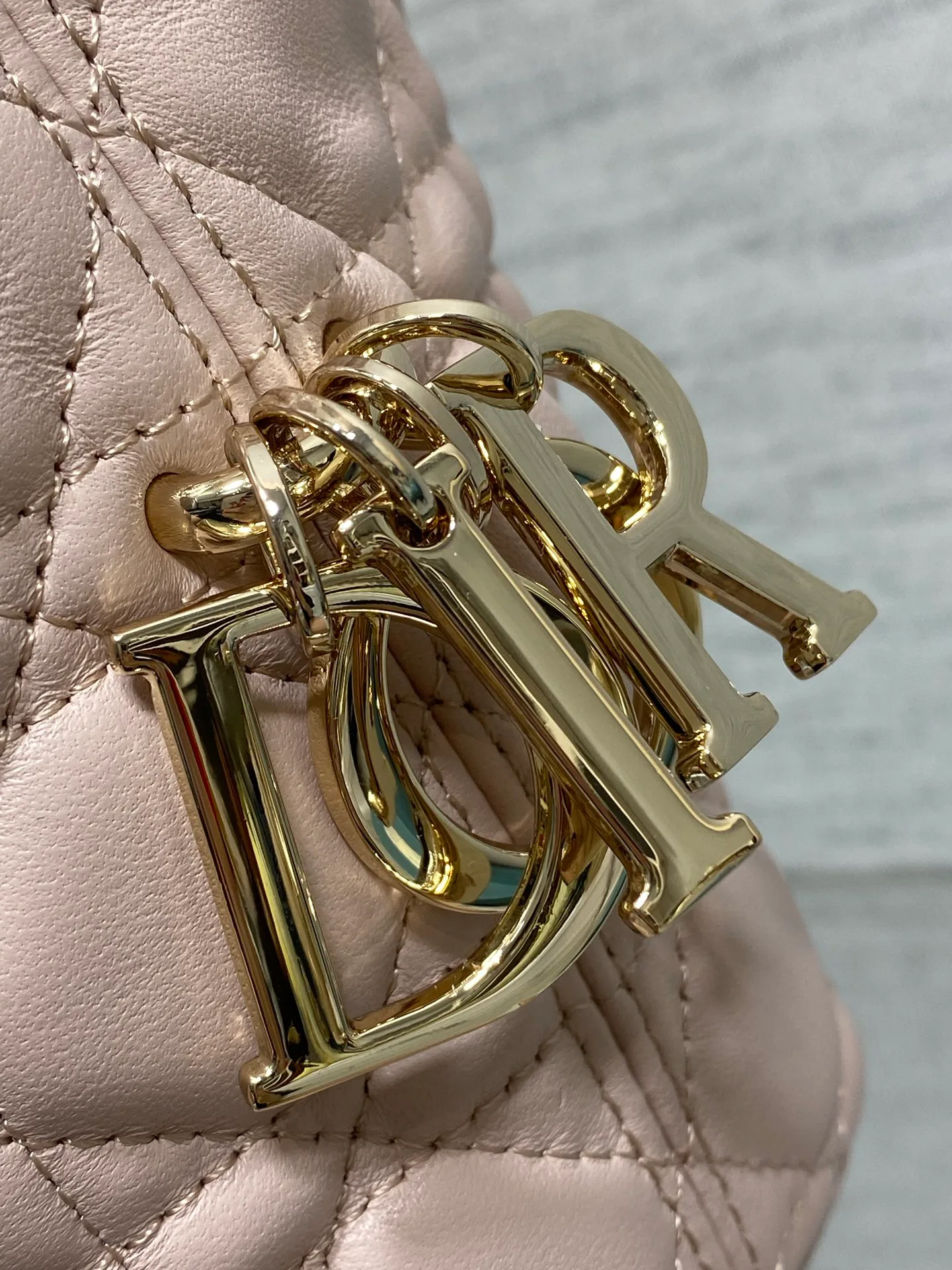 Классические Сумки Женские Christian Dior 18242088