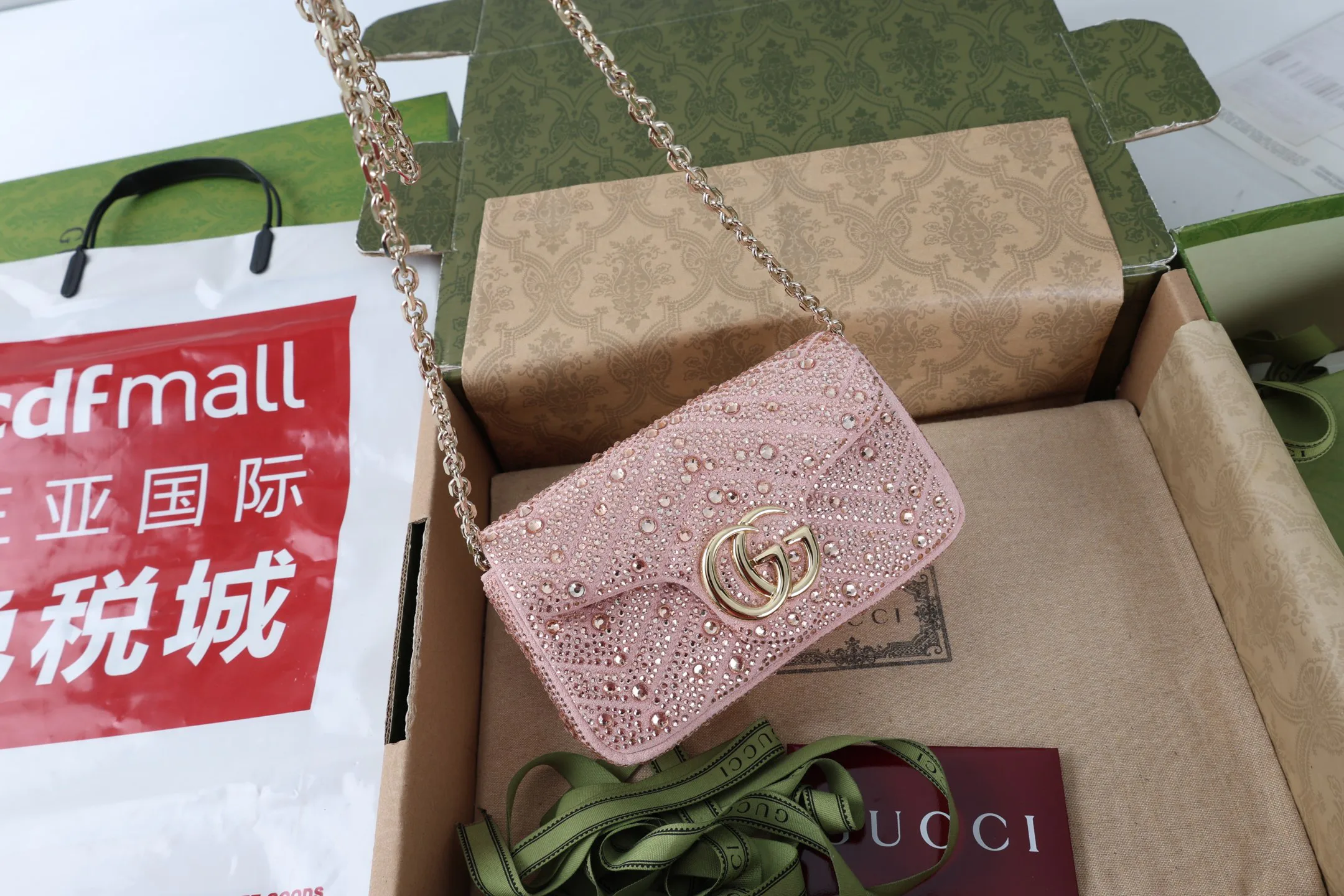 Классические Сумки Женские Gucci 18005071