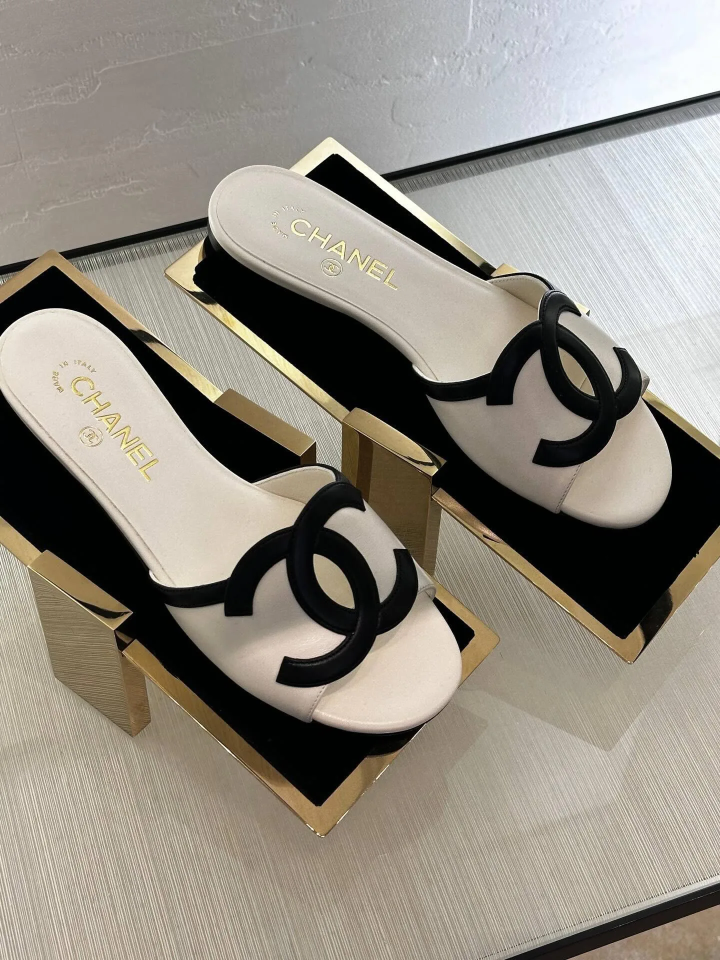 Кошельки Chanel 11571376