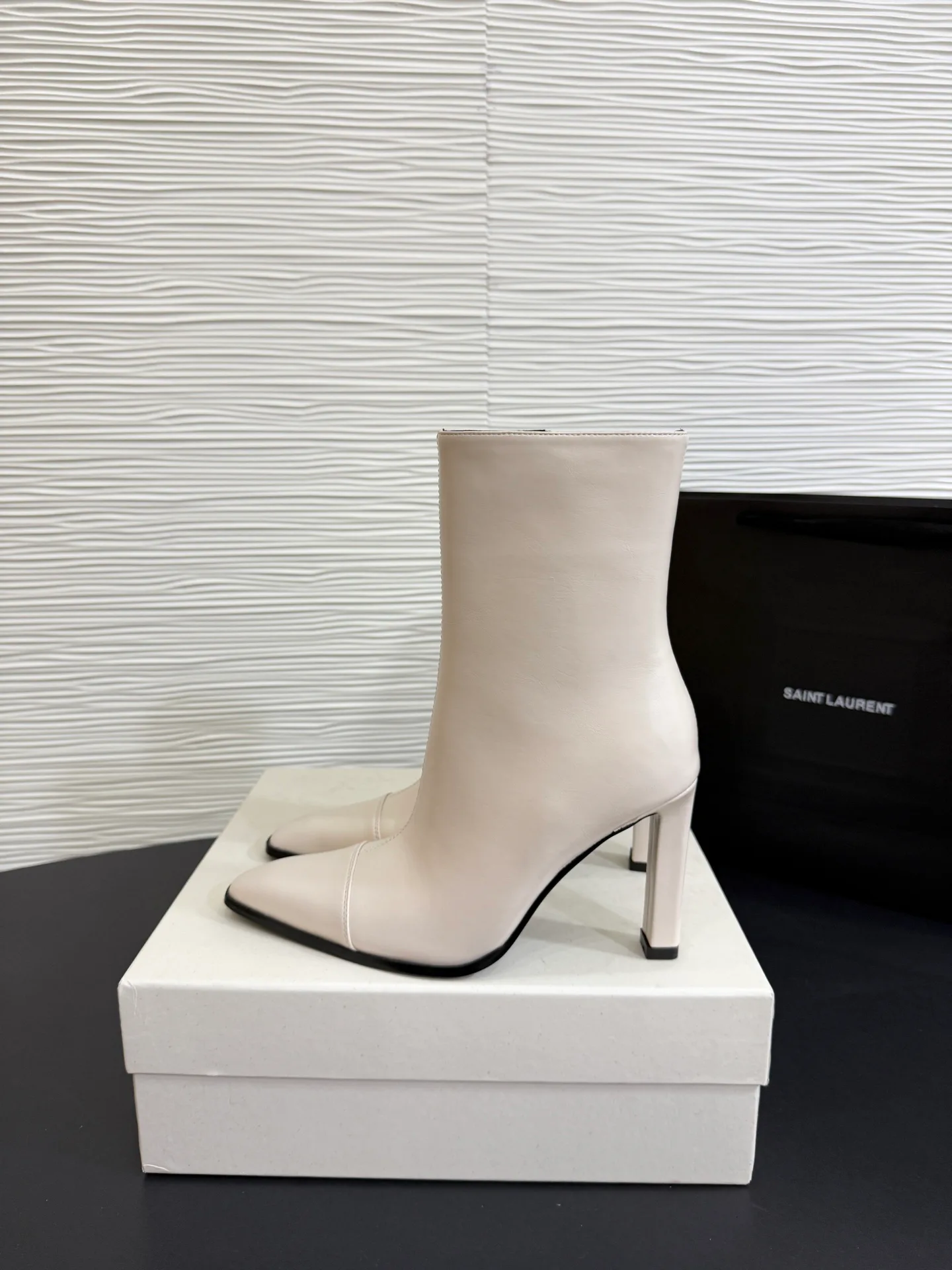 Ботильоны Женские Saint Laurent 19327310