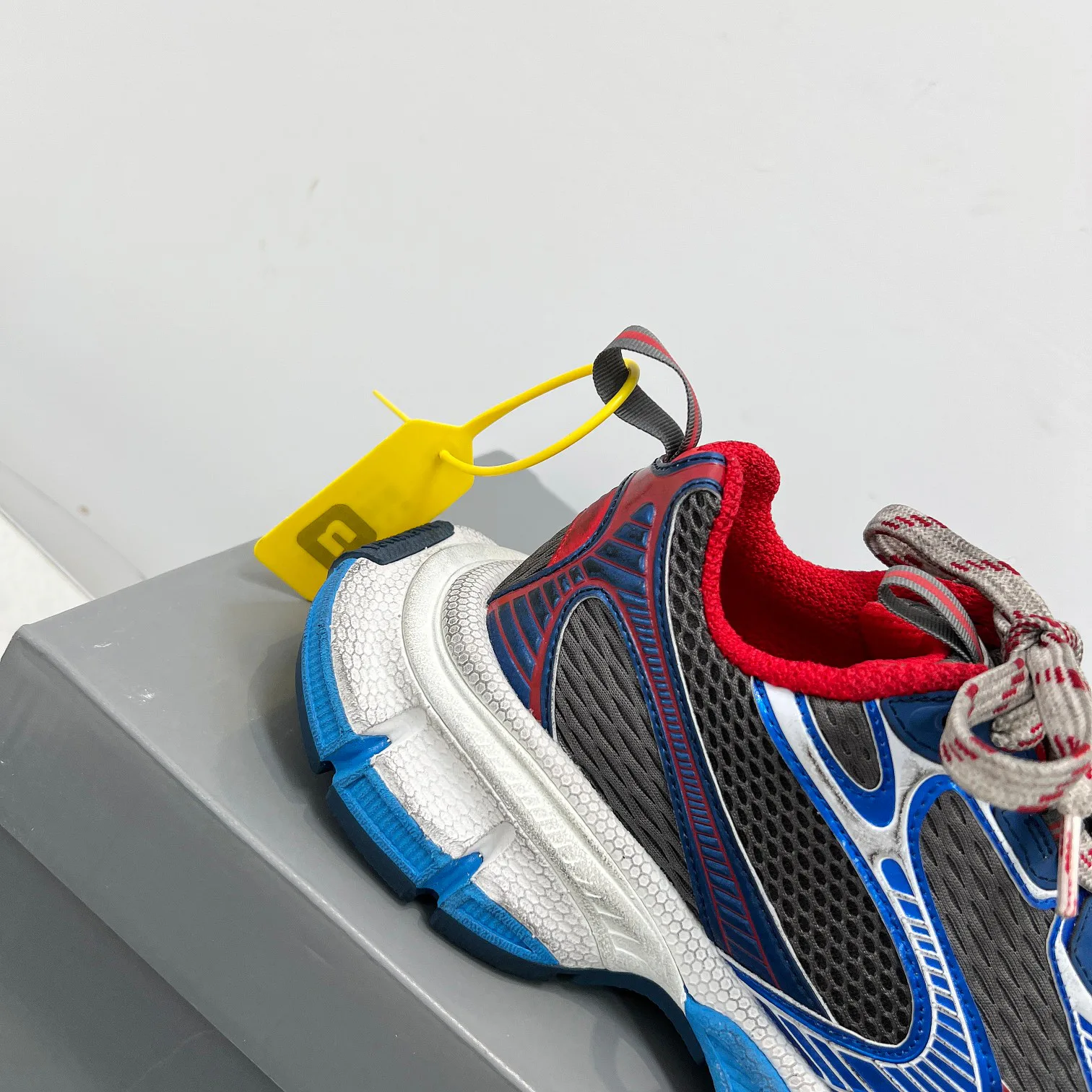 Кроссовки Женские Balenciaga 15252