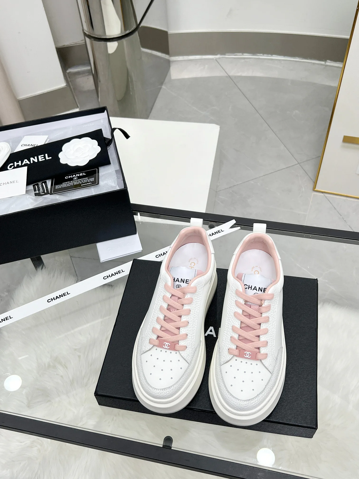 Кроссовки Женские Chanel 11187157