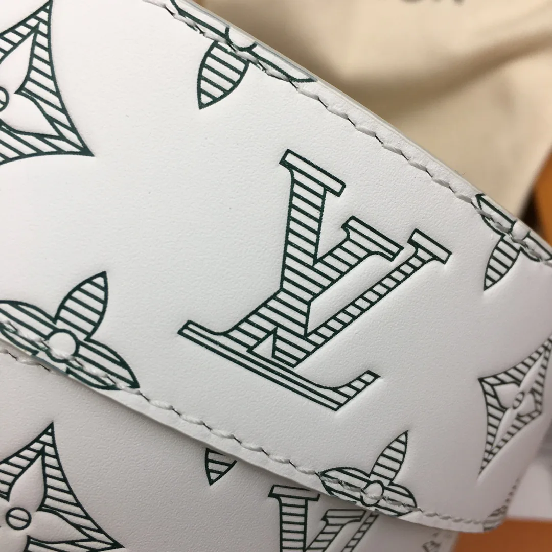 Ремни Louis Vuitton 35904