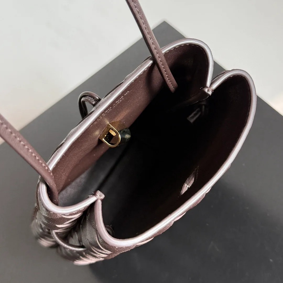 Сумки На Ремне Женские Bottega Veneta 11978390