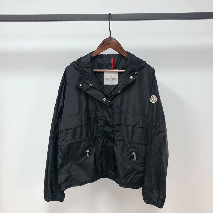 Куртки И Пуховики Женские Moncler 11624066