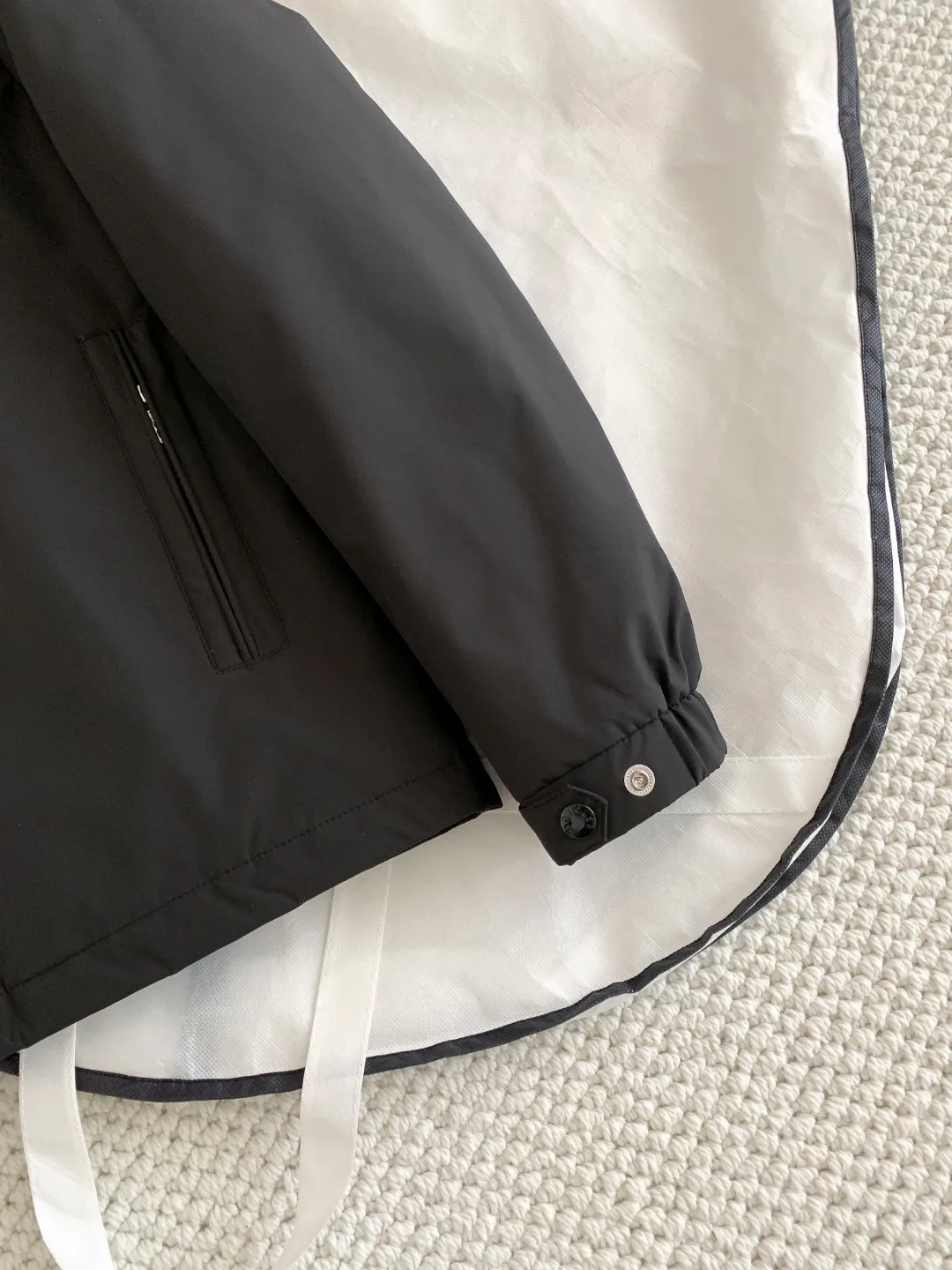 Куртки И Пуховики Мужские Moncler 1270863