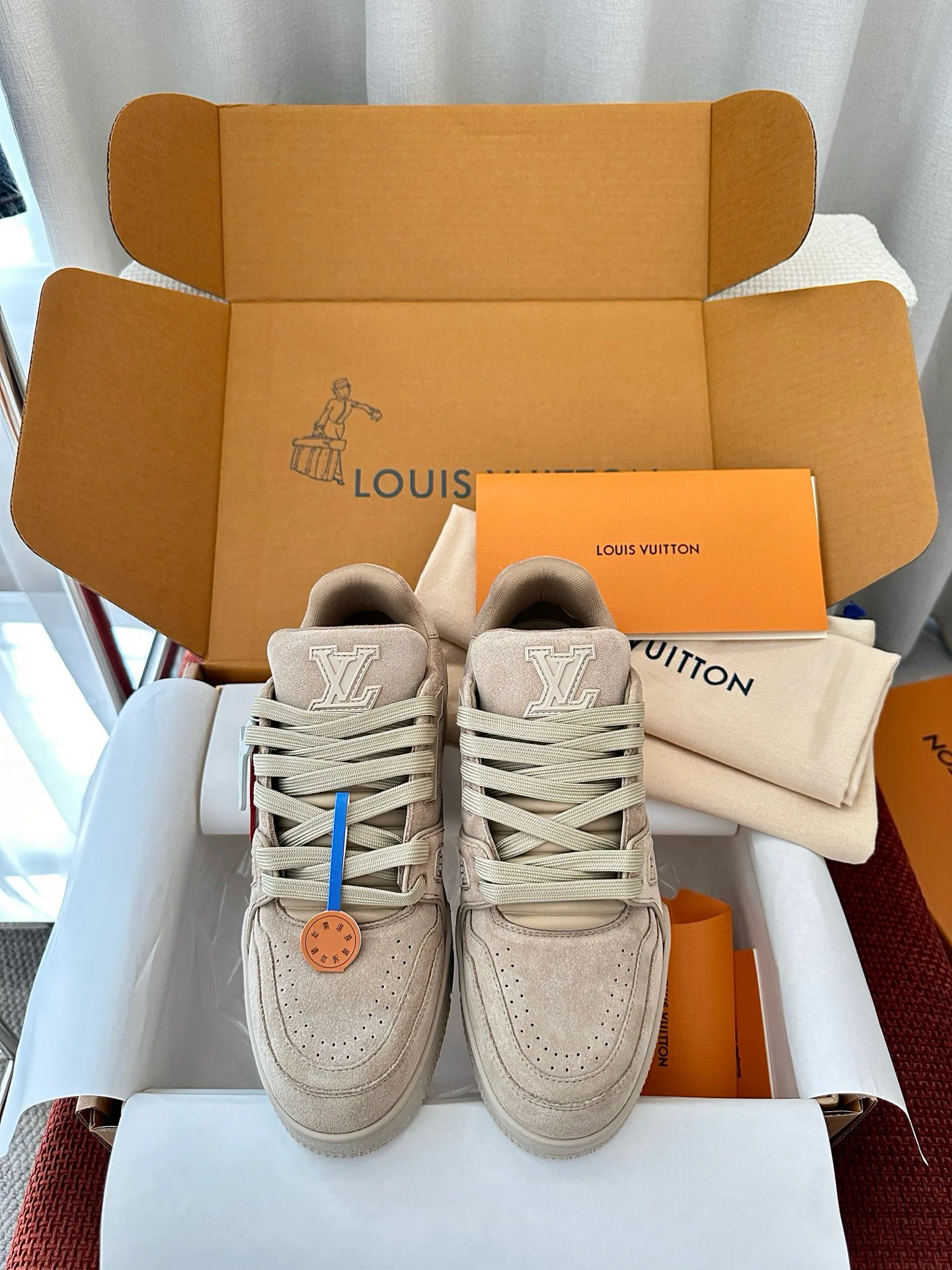 Кроссовки Мужские Louis Vuitton 17449377