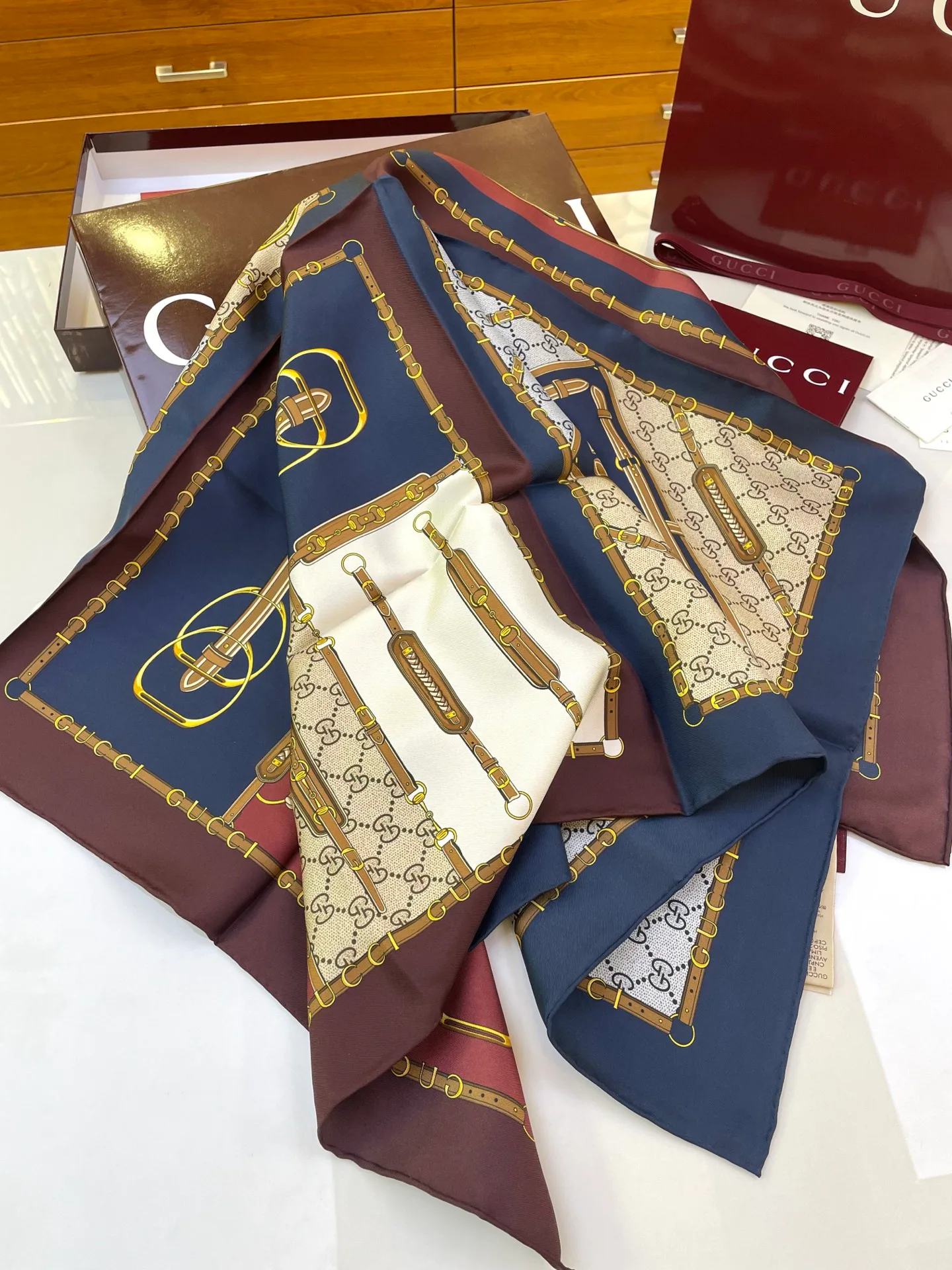 Платки Gucci 1786290