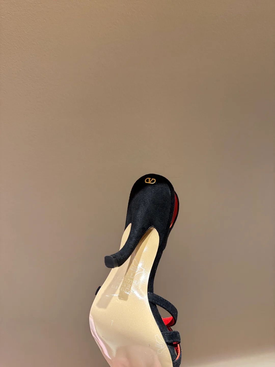 Босоножки Женские Valentino 655680