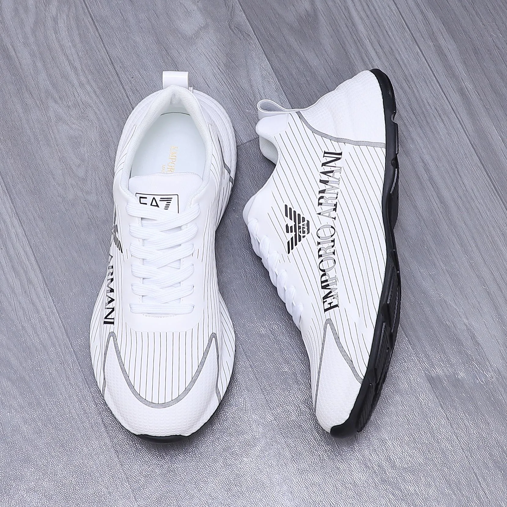 Кроссовки Женские Armani 1142407