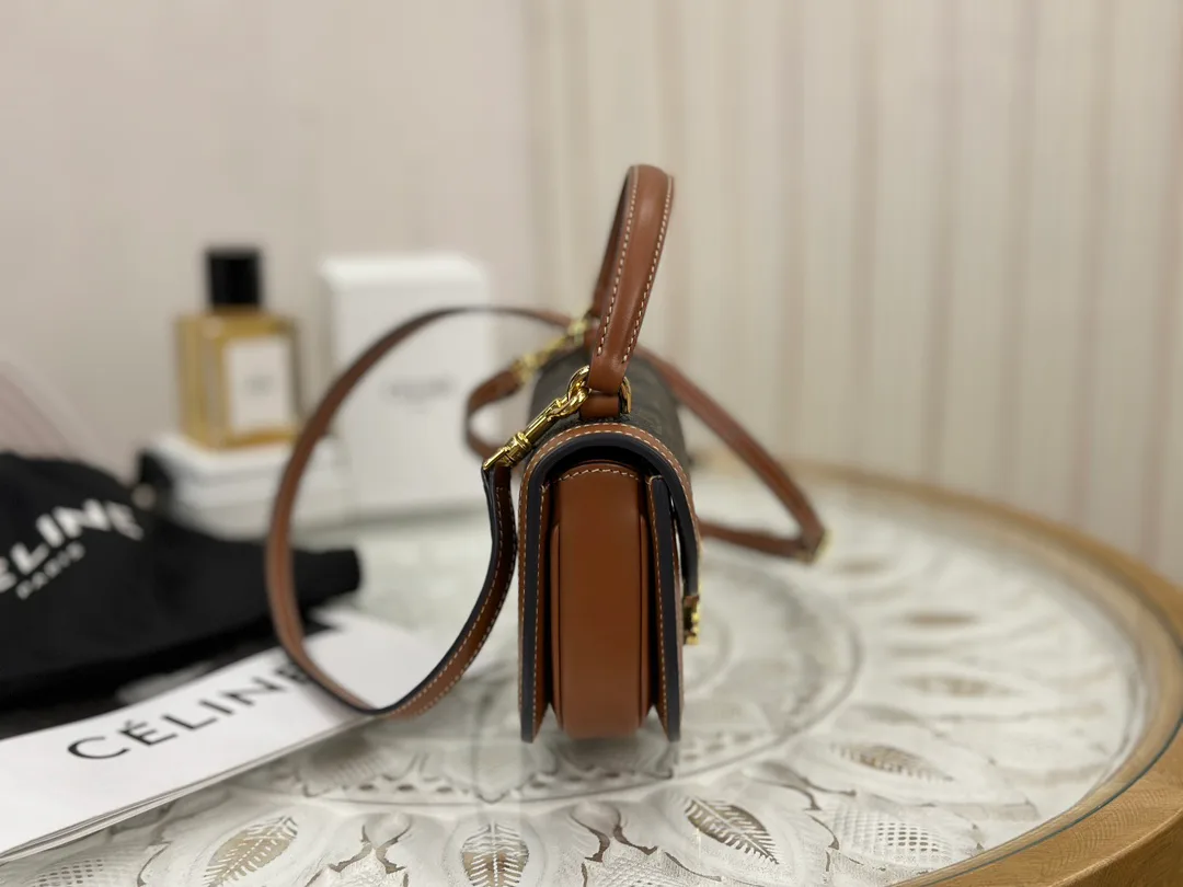 Сумки На Ремне Женские Celine 521792