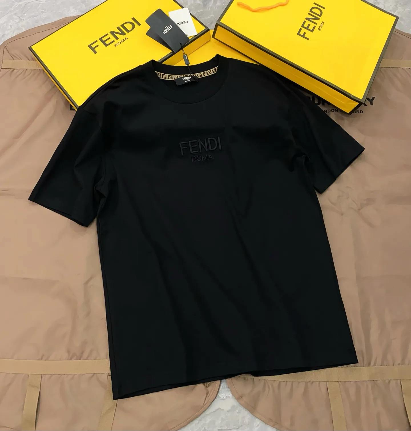 Футболки Мужские Fendi 13441686