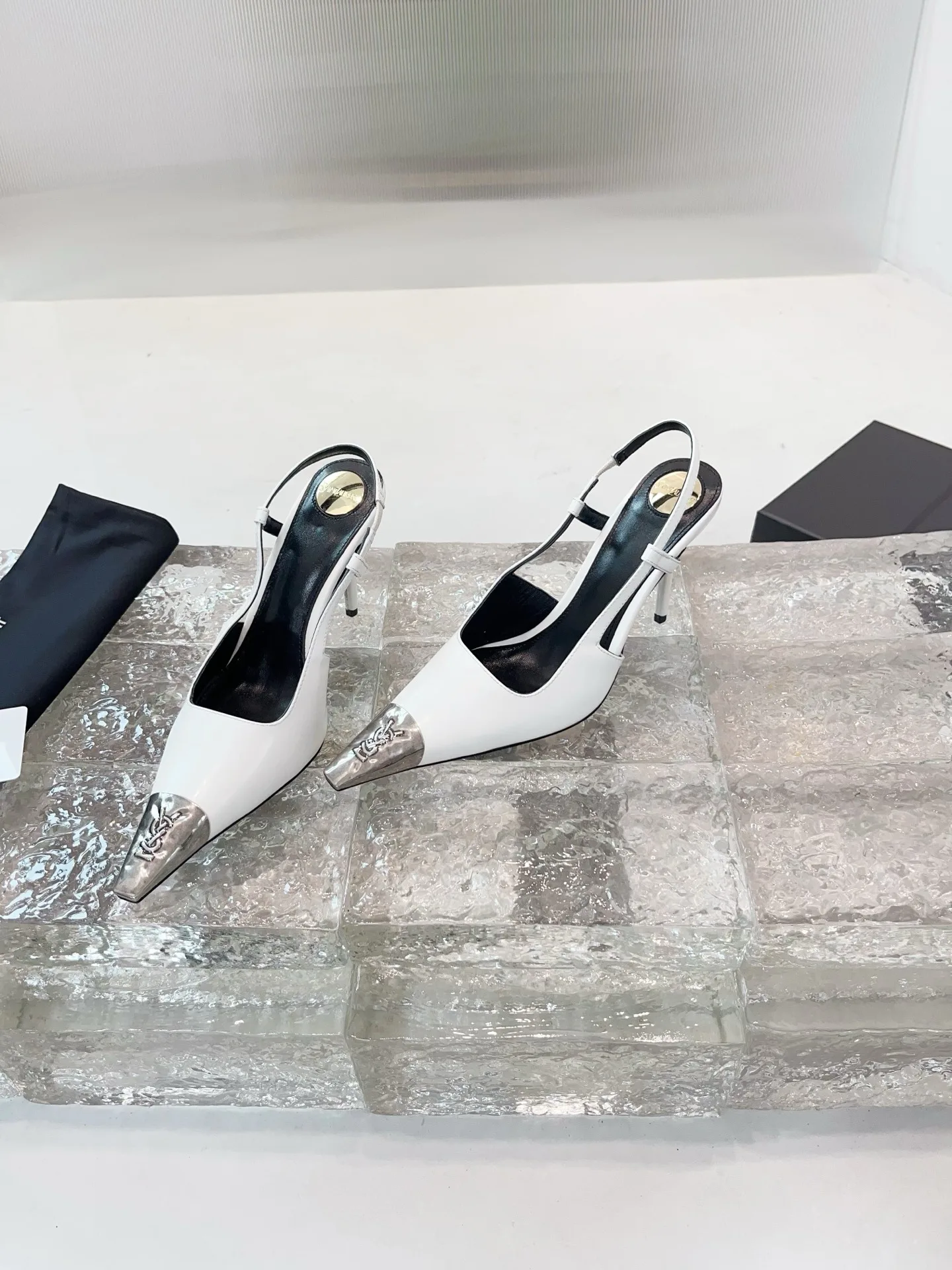 Туфли Женские Saint Laurent 11278347