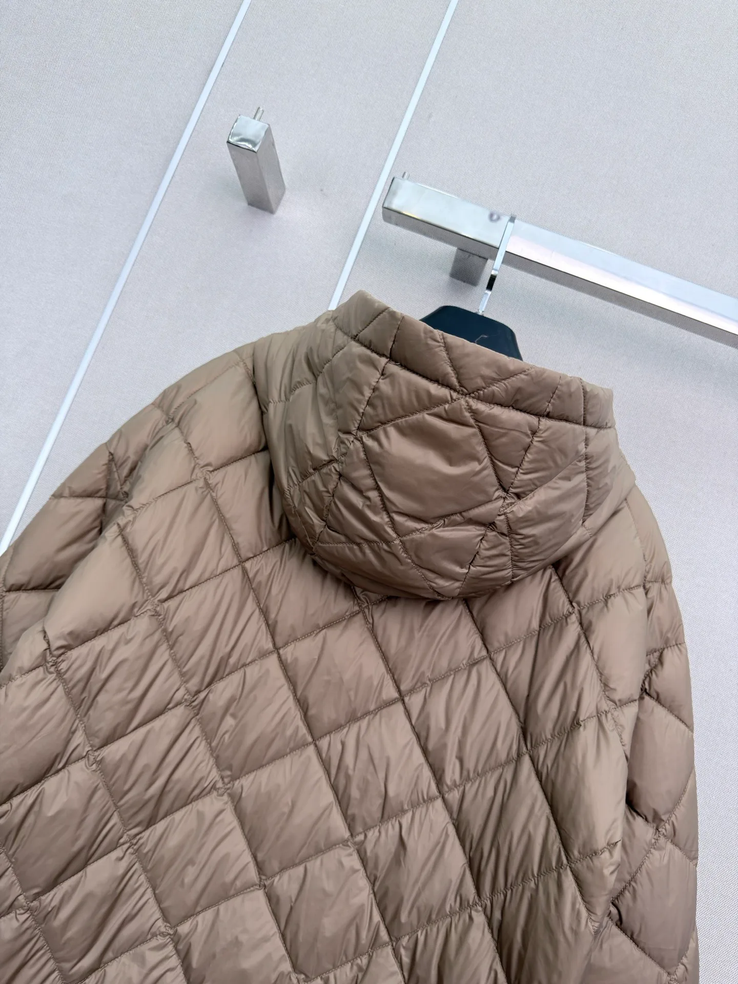 Куртки И Пуховики Женские Max Mara 18108354