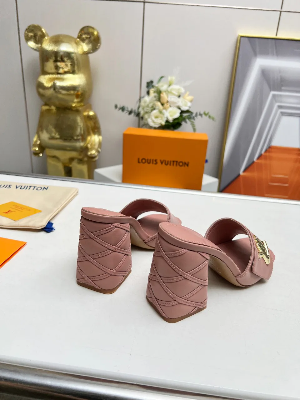 Сандалии Женские Louis Vuitton 9623627