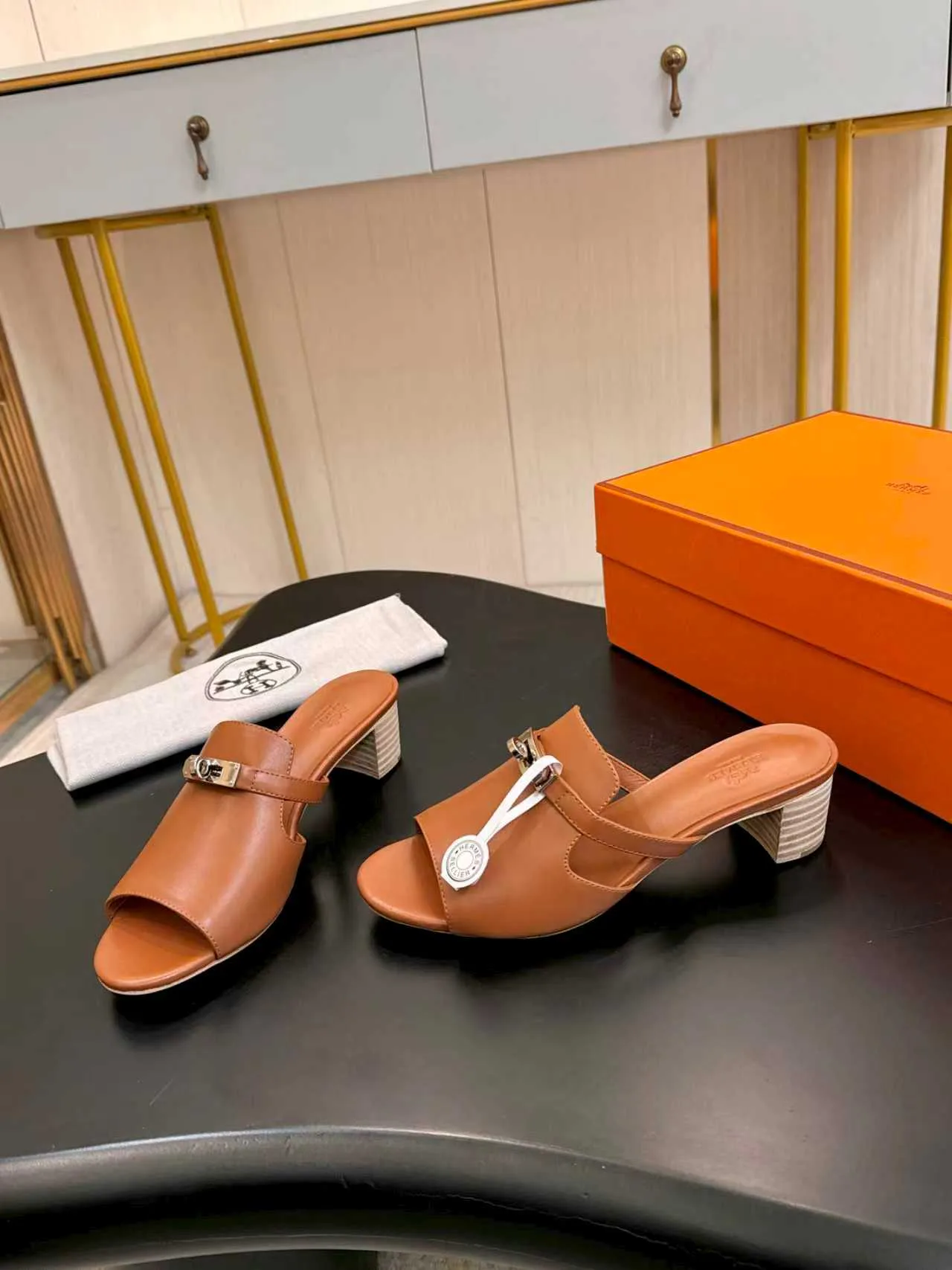 Сандалии Женские Hermes 11194436