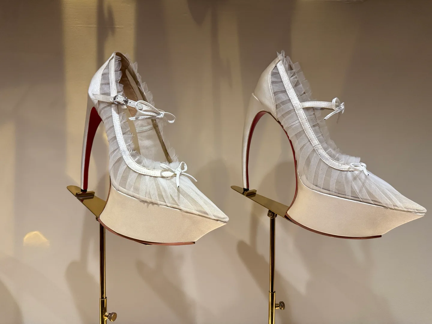 Туфли Женские Christian Louboutin 4743761