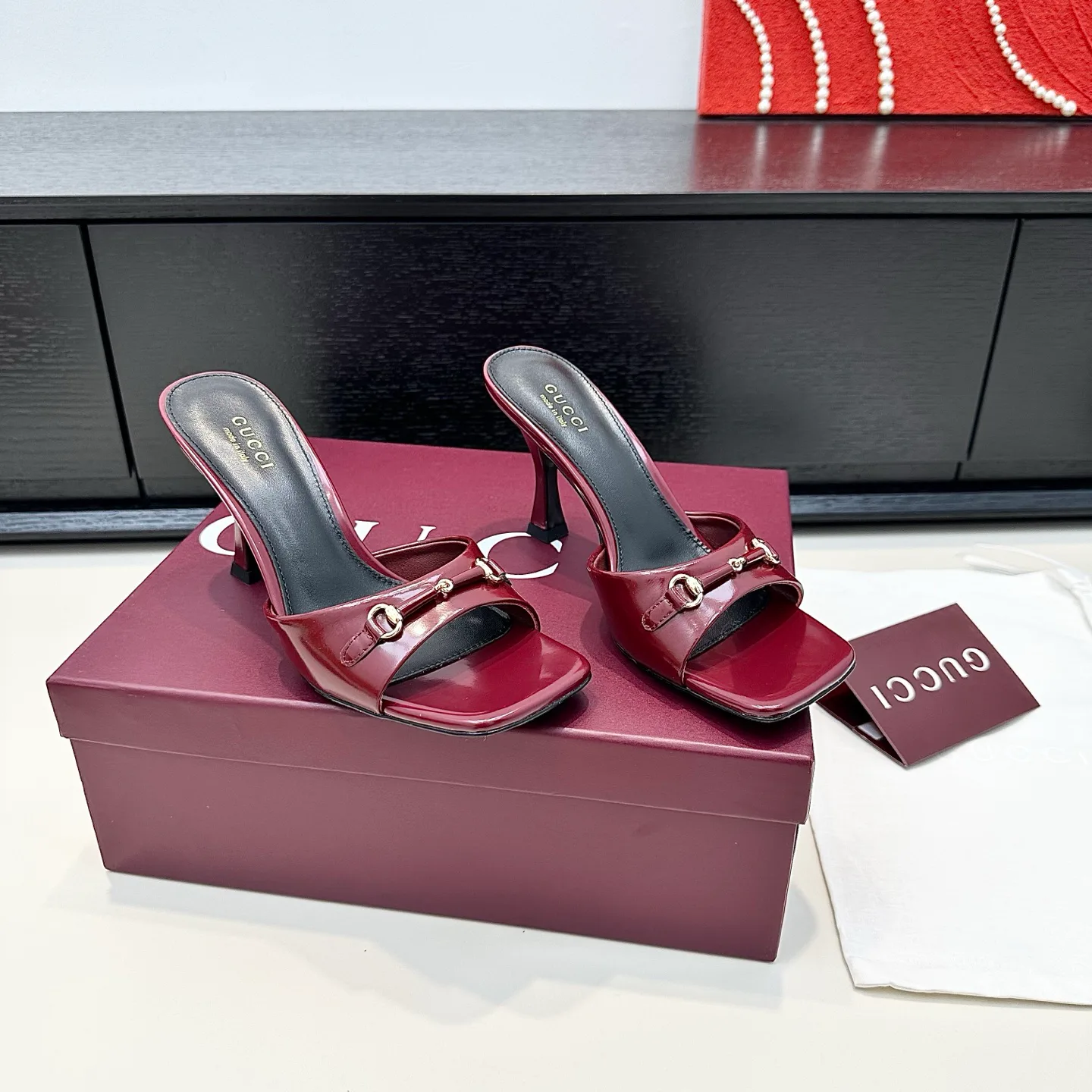 Босоножки Женские Gucci 17614700