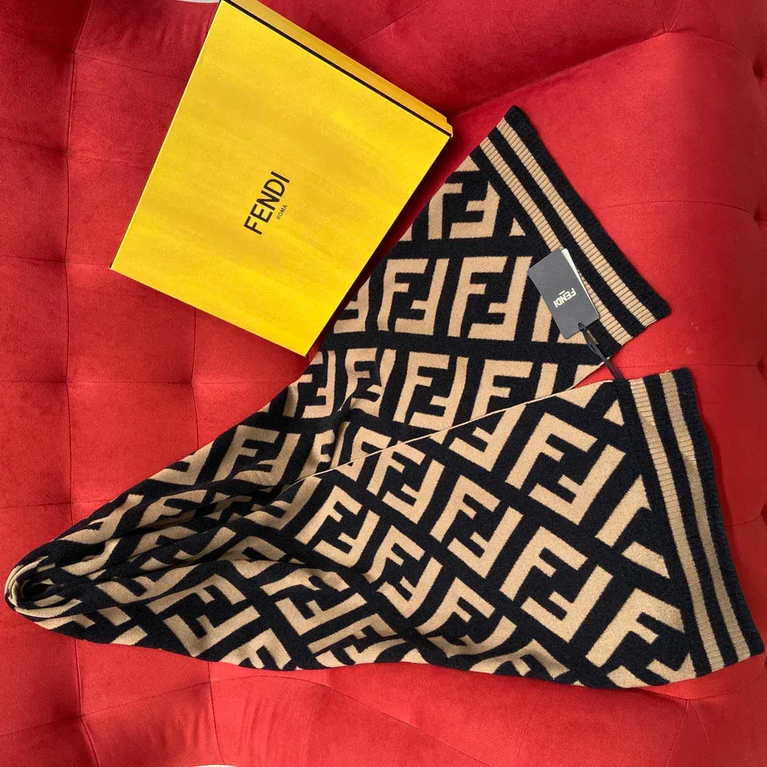 Шарфы Fendi 1255652