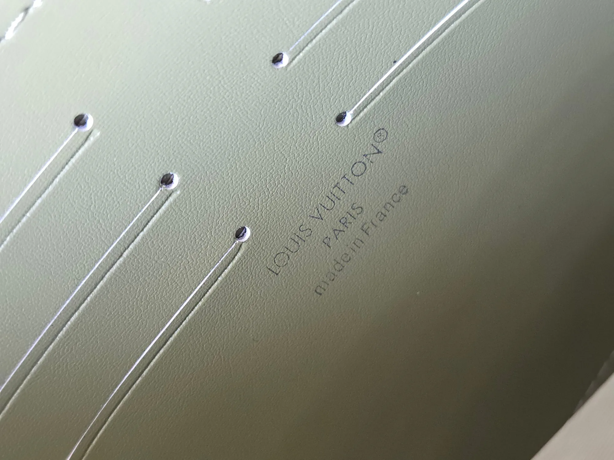 Клатчи Женские Louis Vuitton 18391148