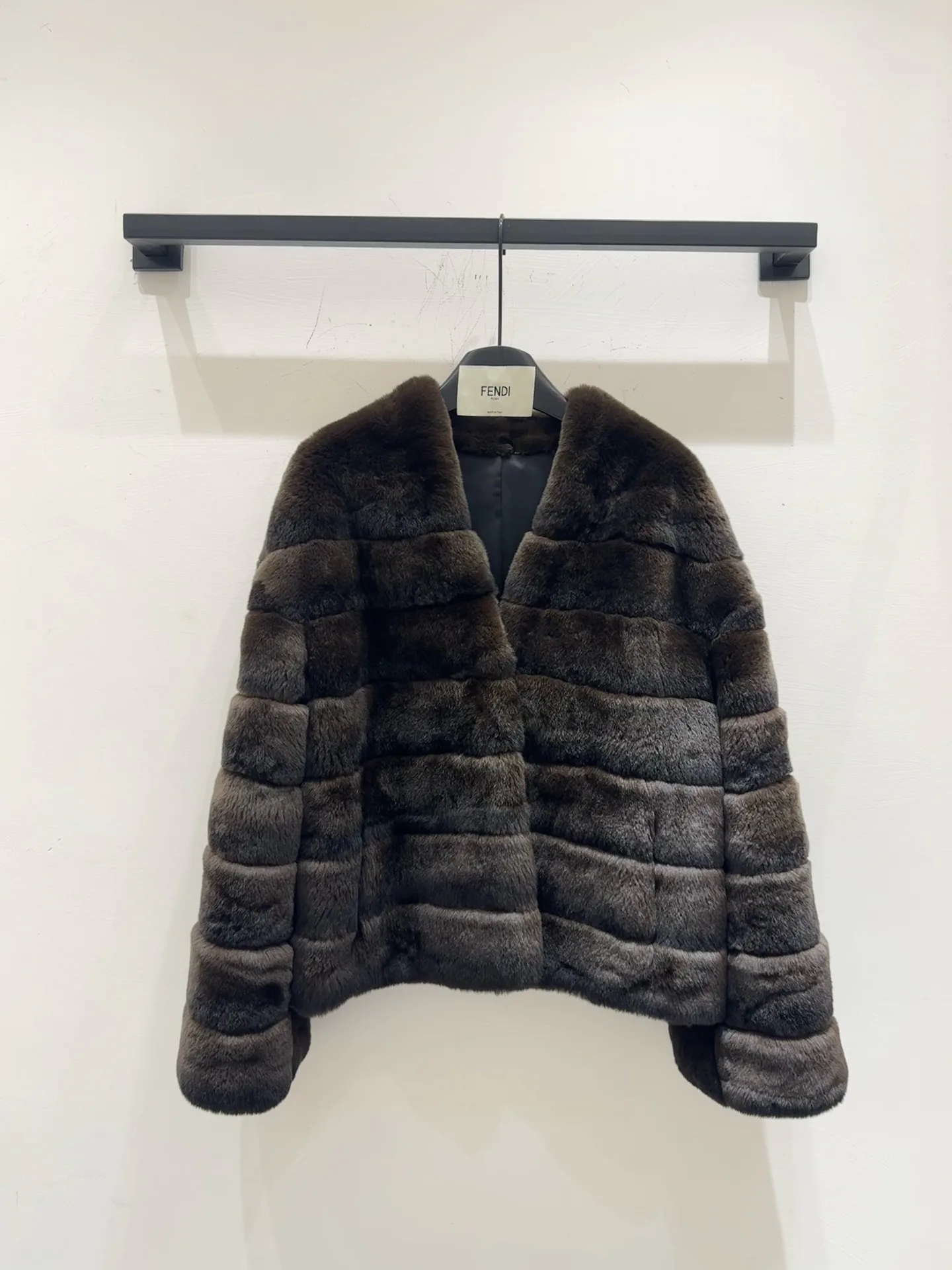 Шубы Женские Fendi 403124