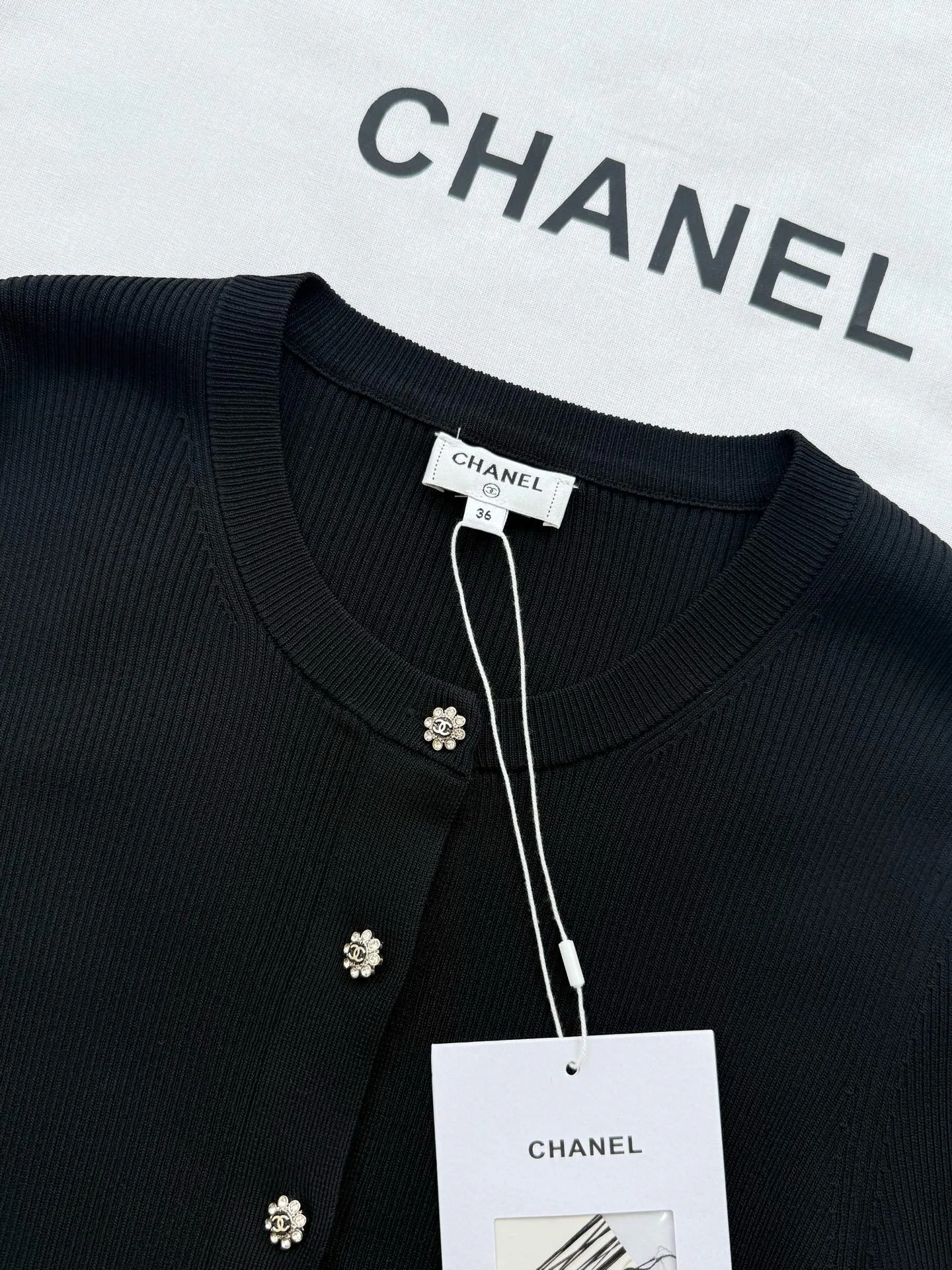 Джемперы И Свитеры Женские Chanel 17670743