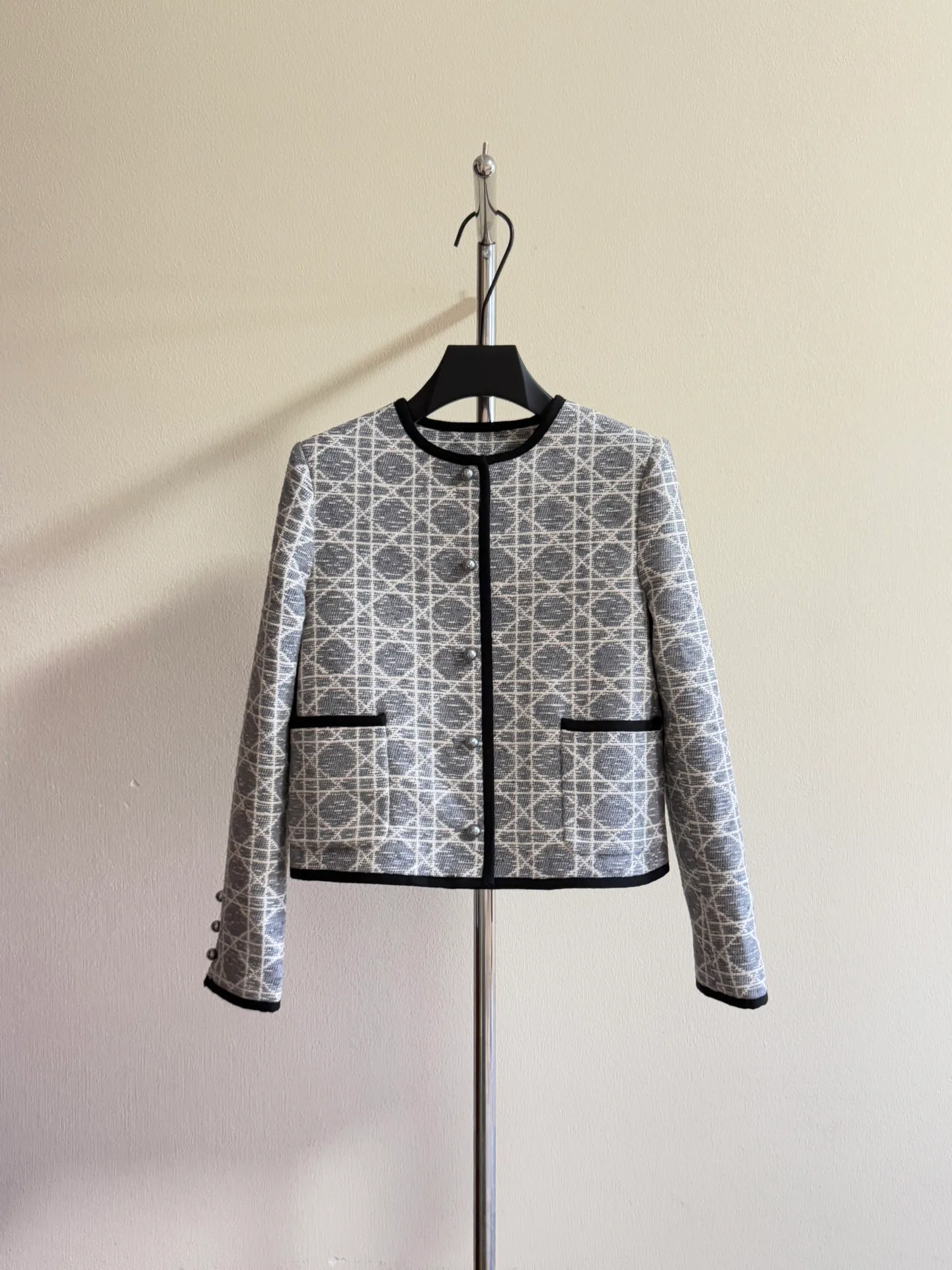 Куртки И Пуховики Женские Christian Dior 120788