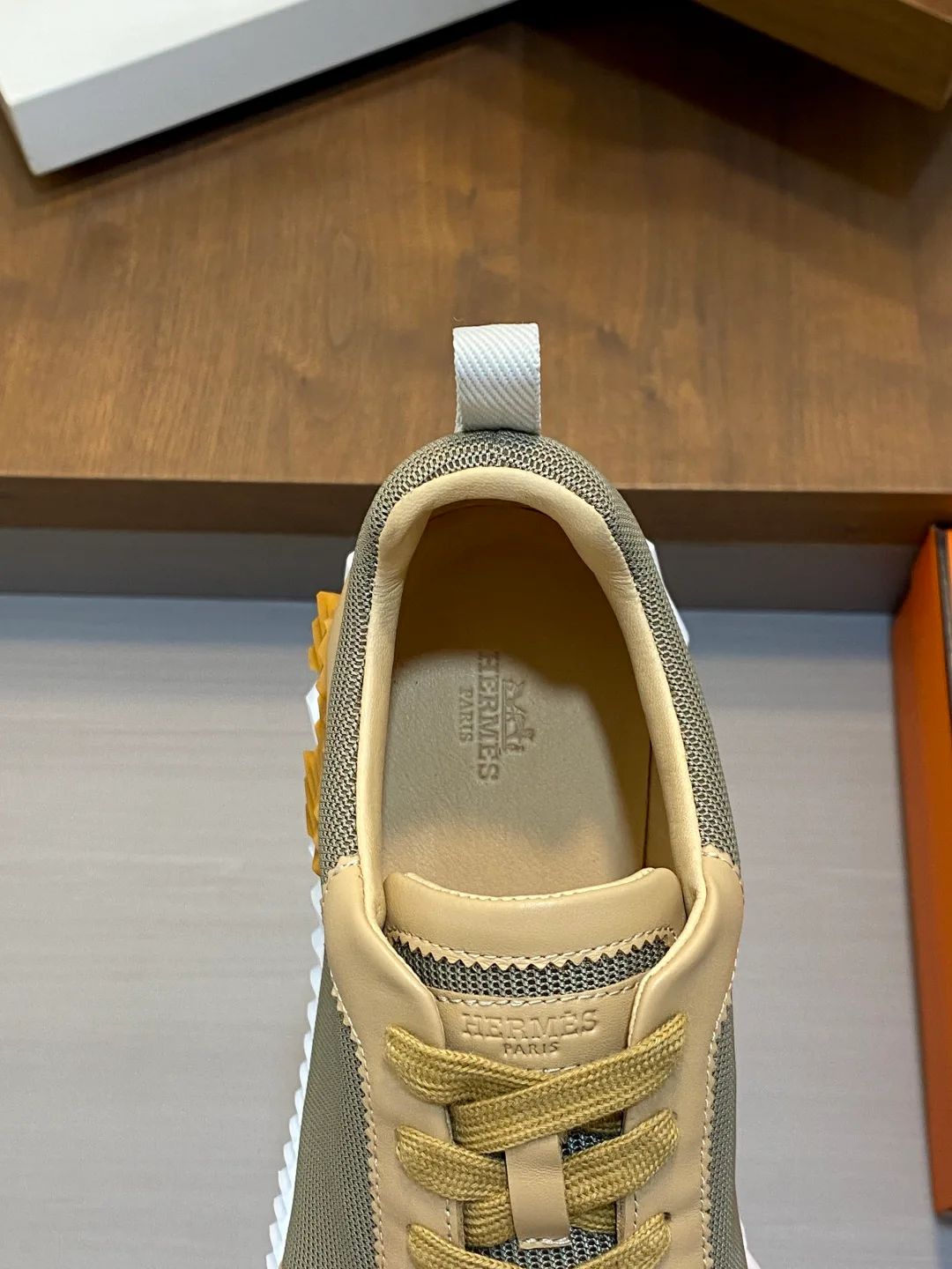 Кроссовки Мужские Hermes 18039712