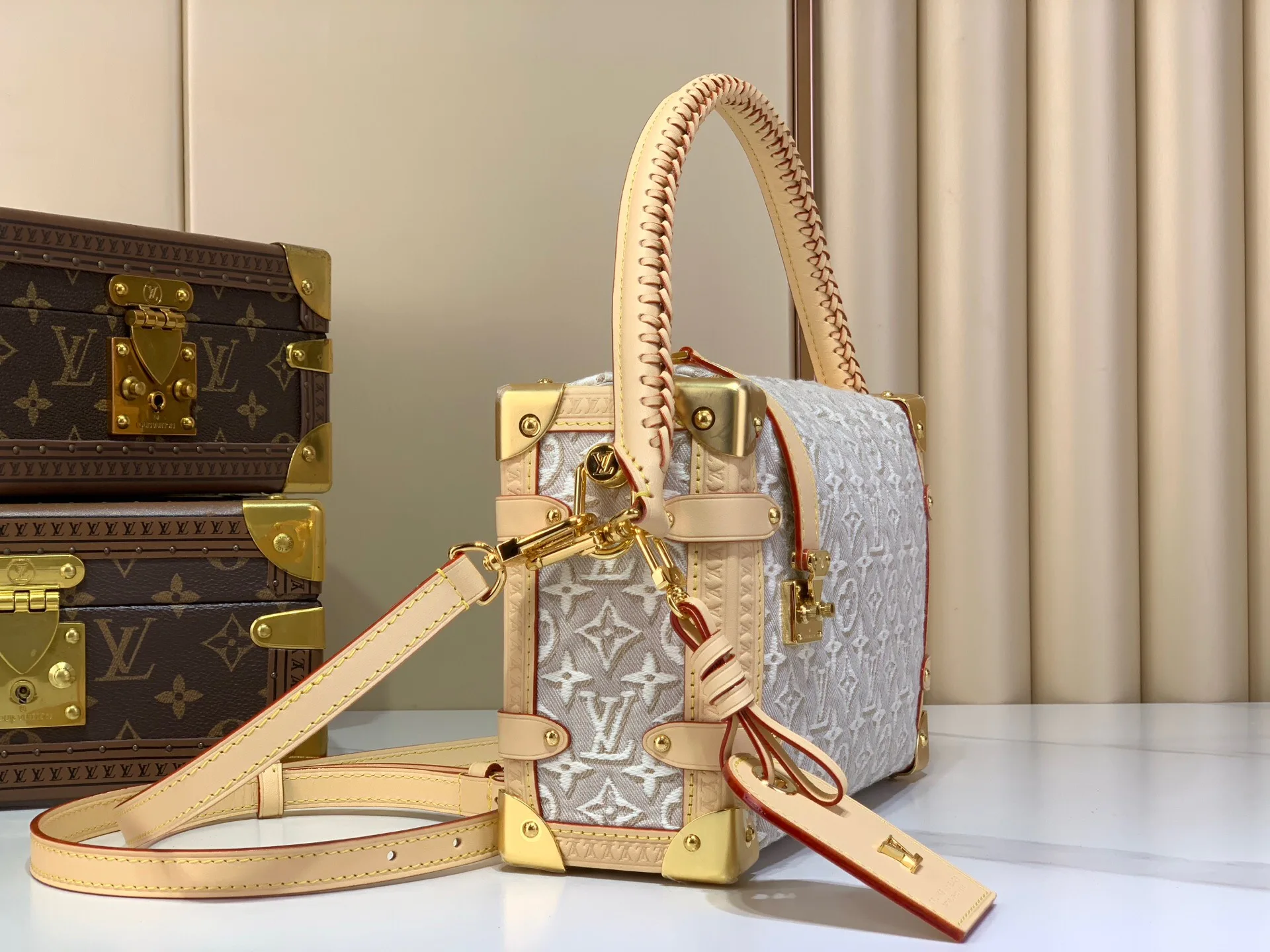 Классические Сумки Женские Louis Vuitton 17081273