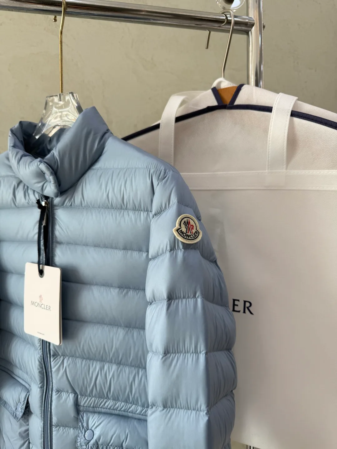 Куртки И Пуховики Женские Moncler 18043477