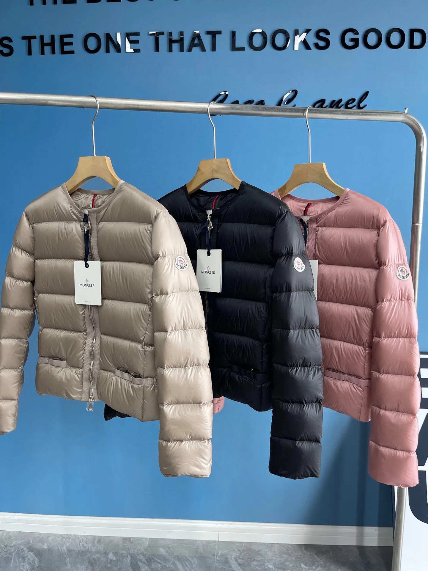 Куртки И Пуховики Женские Moncler 18188927
