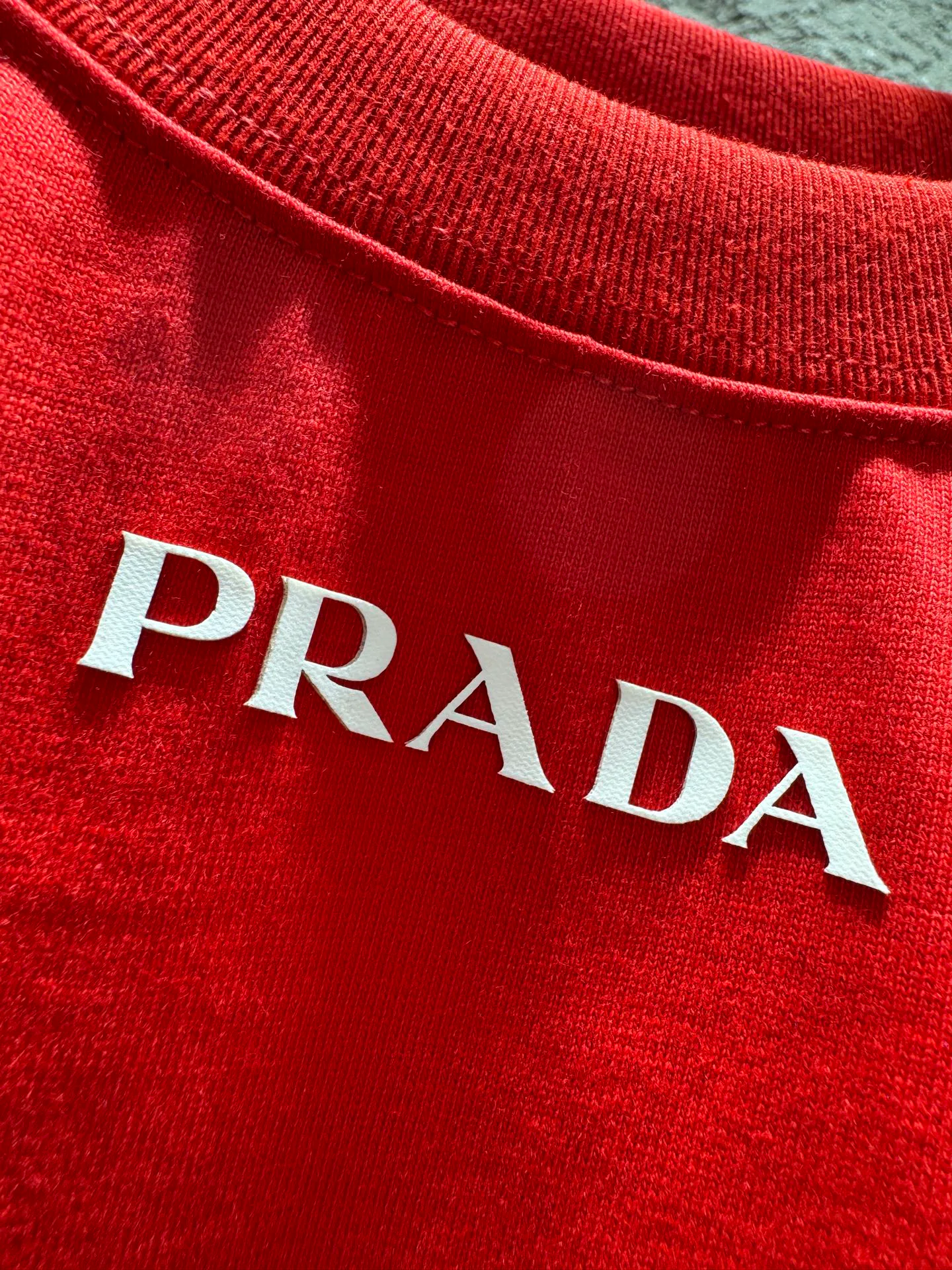Футболки Женские Prada 1752634