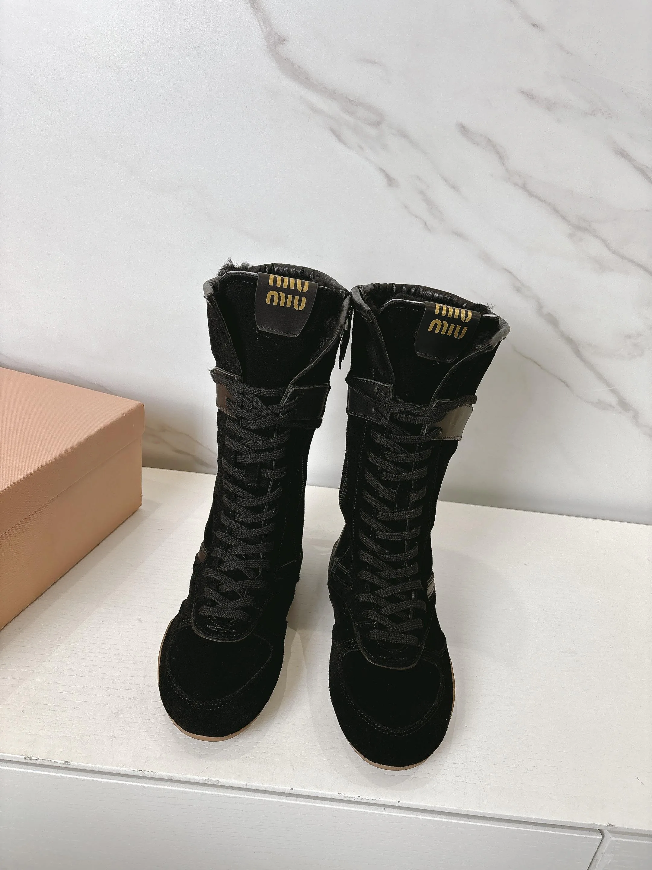 Сапоги Женские Gucci 232466