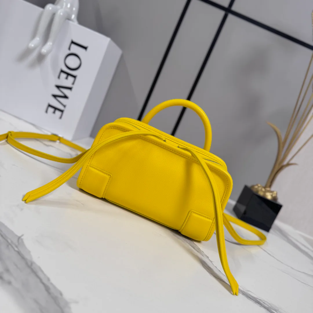 Классические Сумки Женские Loewe 18004246