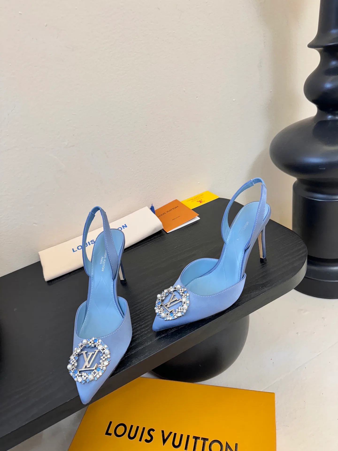 Босоножки Женские Louis Vuitton 2169009