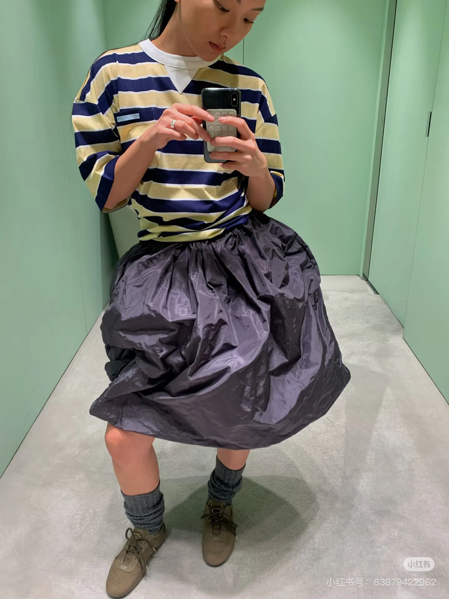 Футболки Женские Prada 7041525